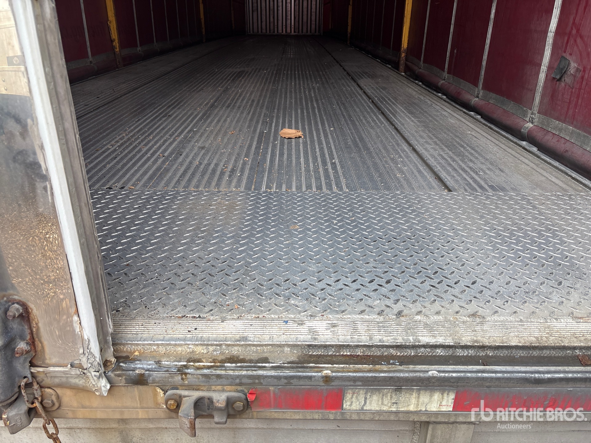 2020 Mac 53 ft T/A Spread Axle