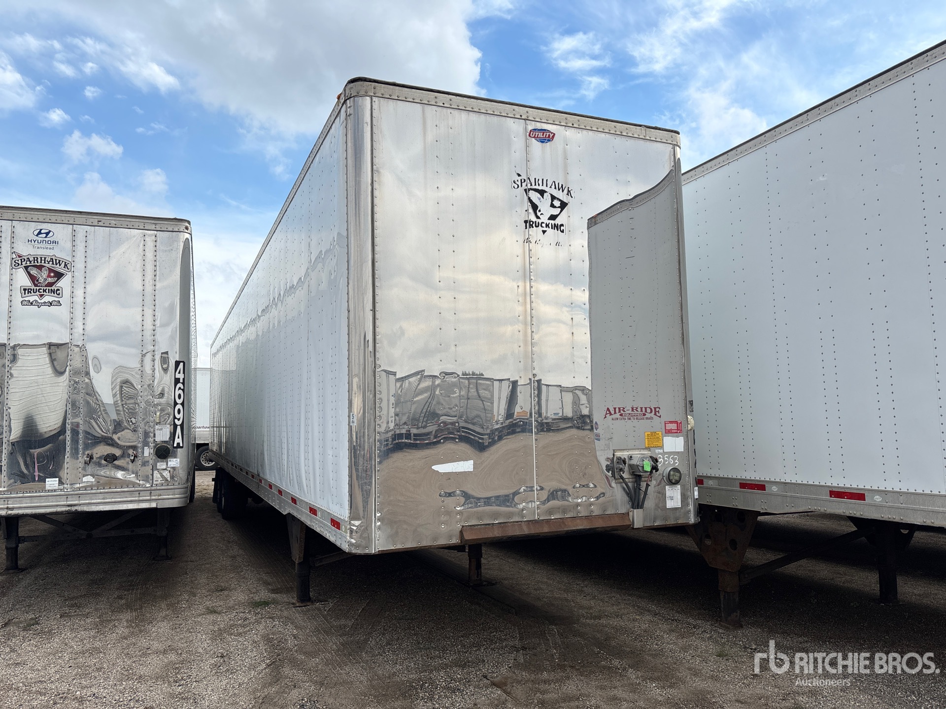 2012 Utility VS2DX
