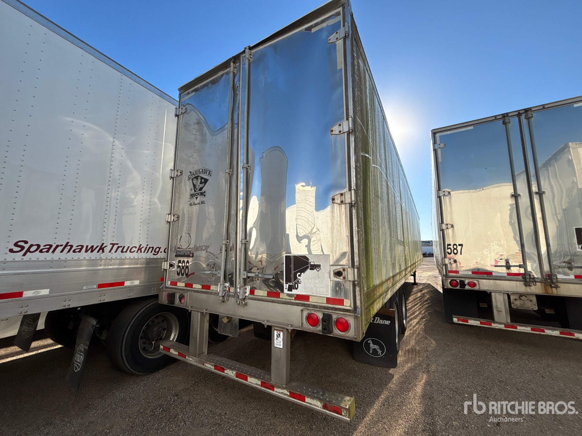 2015 Great Dane CS1-1314-01053