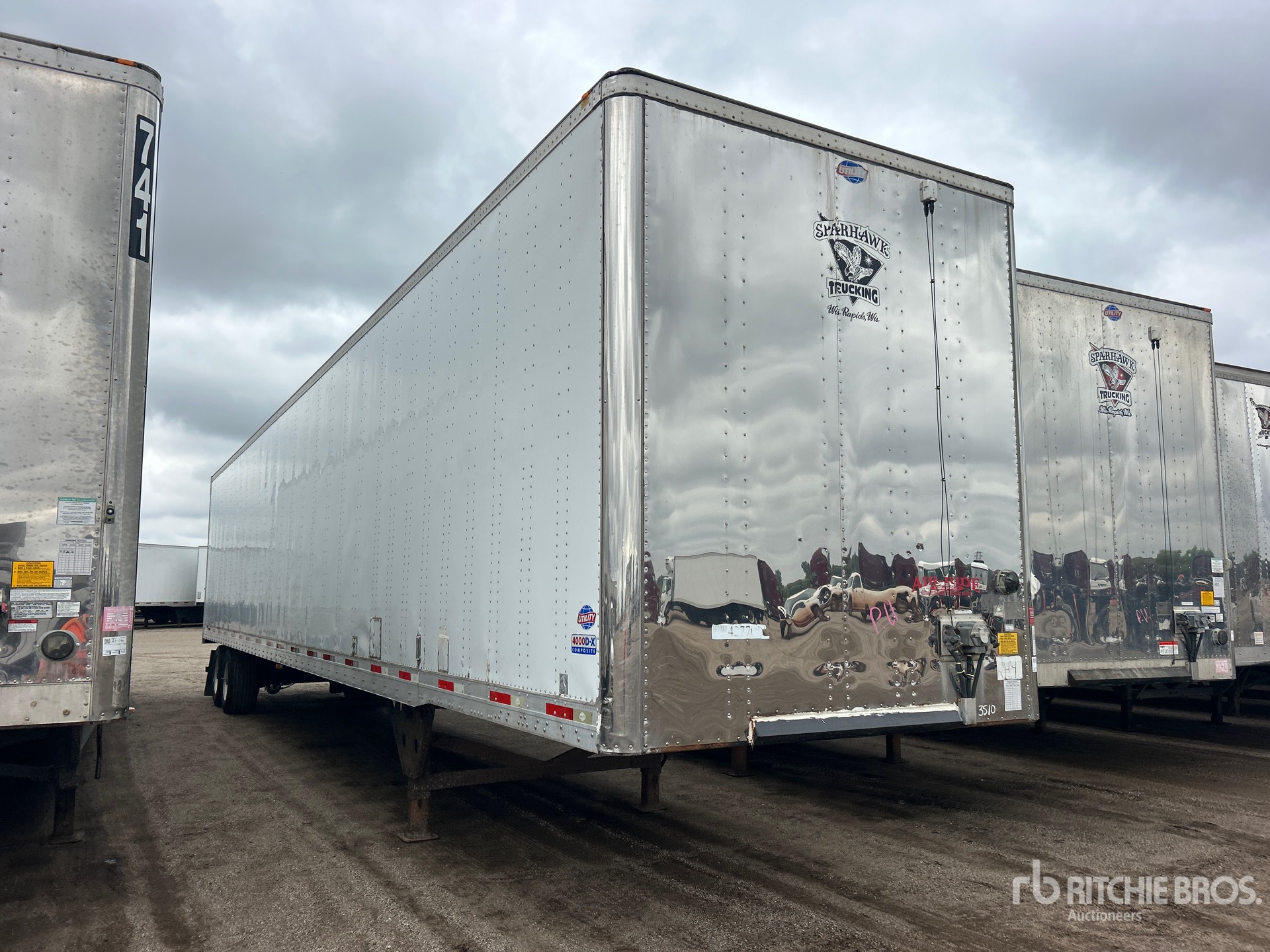 2013 Utility 53 ft x 102 in T/A