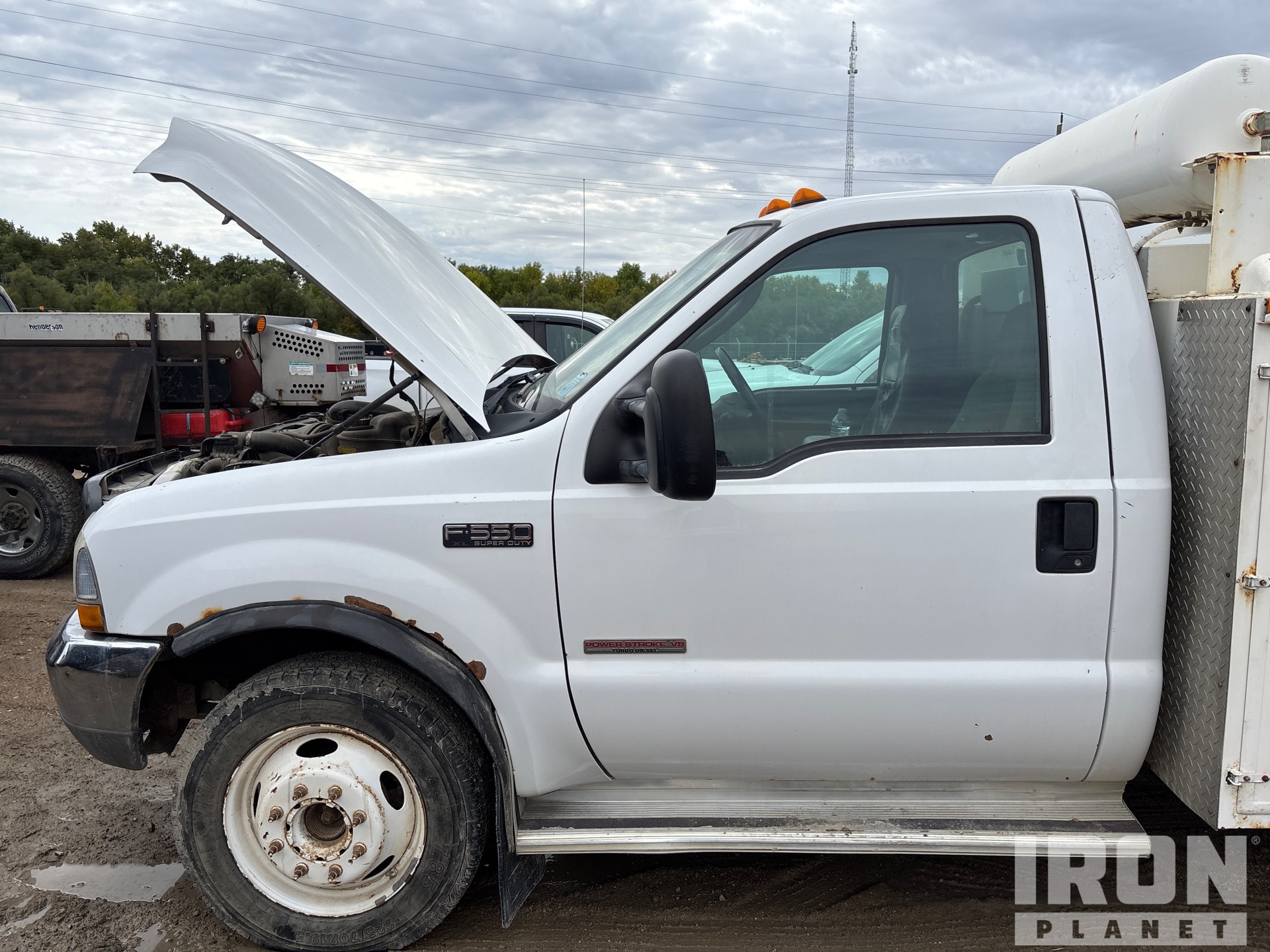 2004 Ford F-550