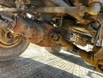 Underbody with Center Drive Axle