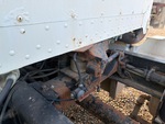 4 Underbody - Truck with Cab Suspension Air Bags