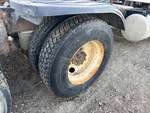 4 Underbody - Truck with Right Front Drive Tires