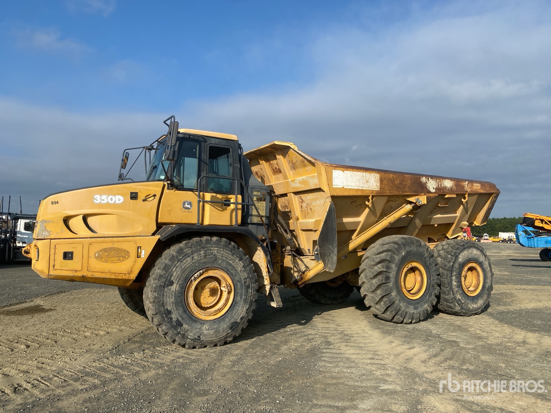 2005 John Deere 350D