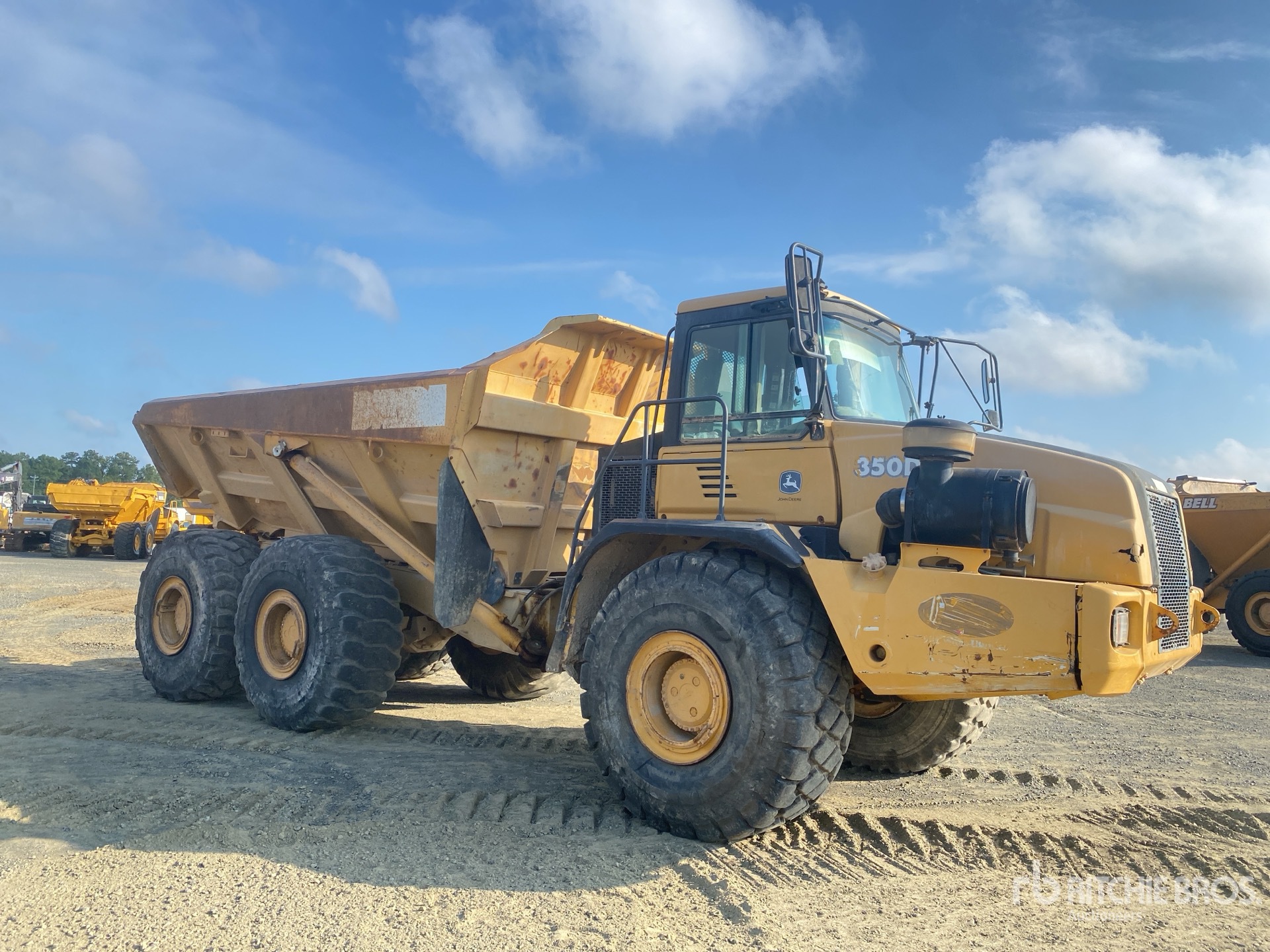 2005 John Deere 350D