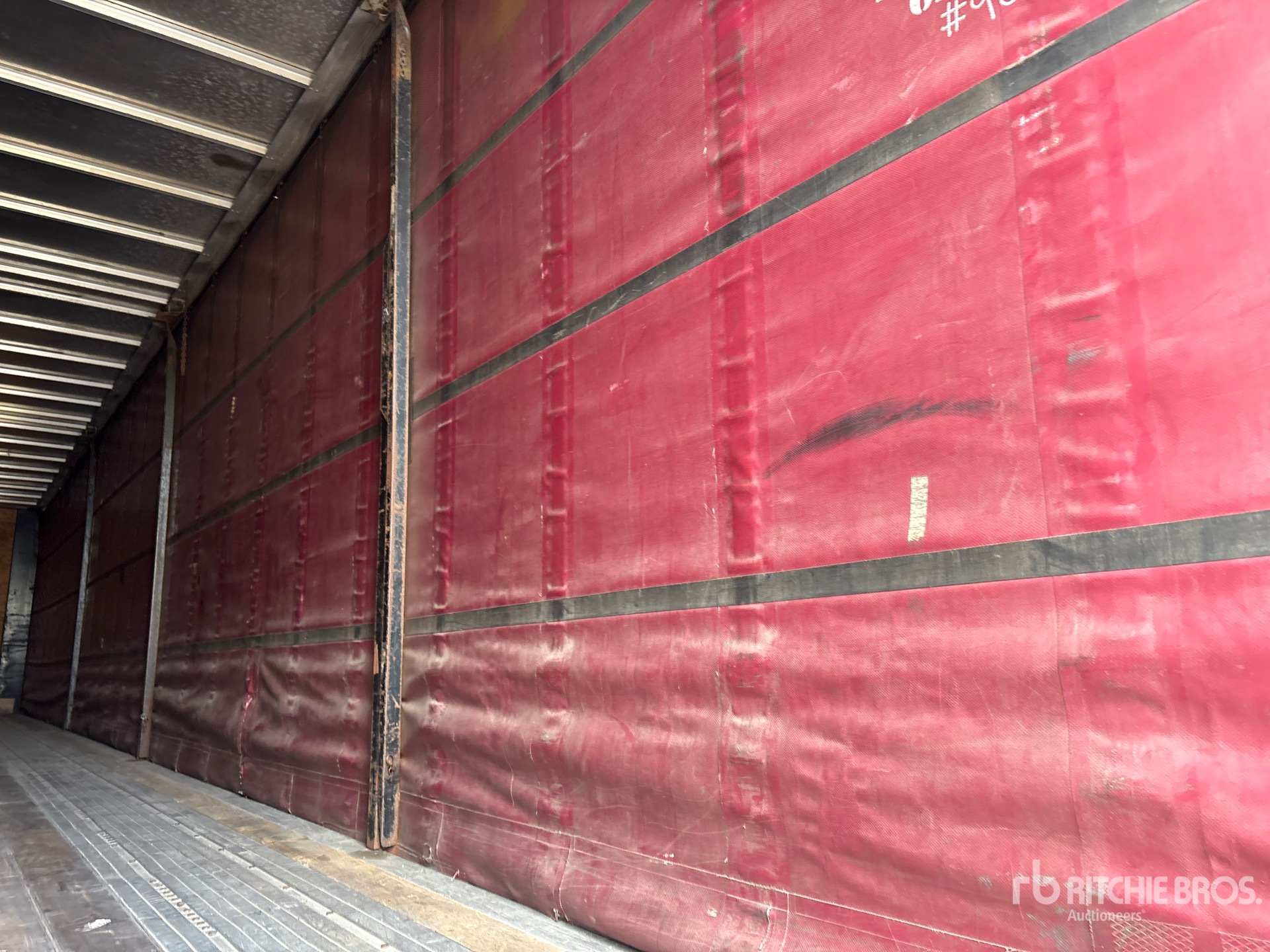 2008 Utility 50 ft T/A Spread Axle