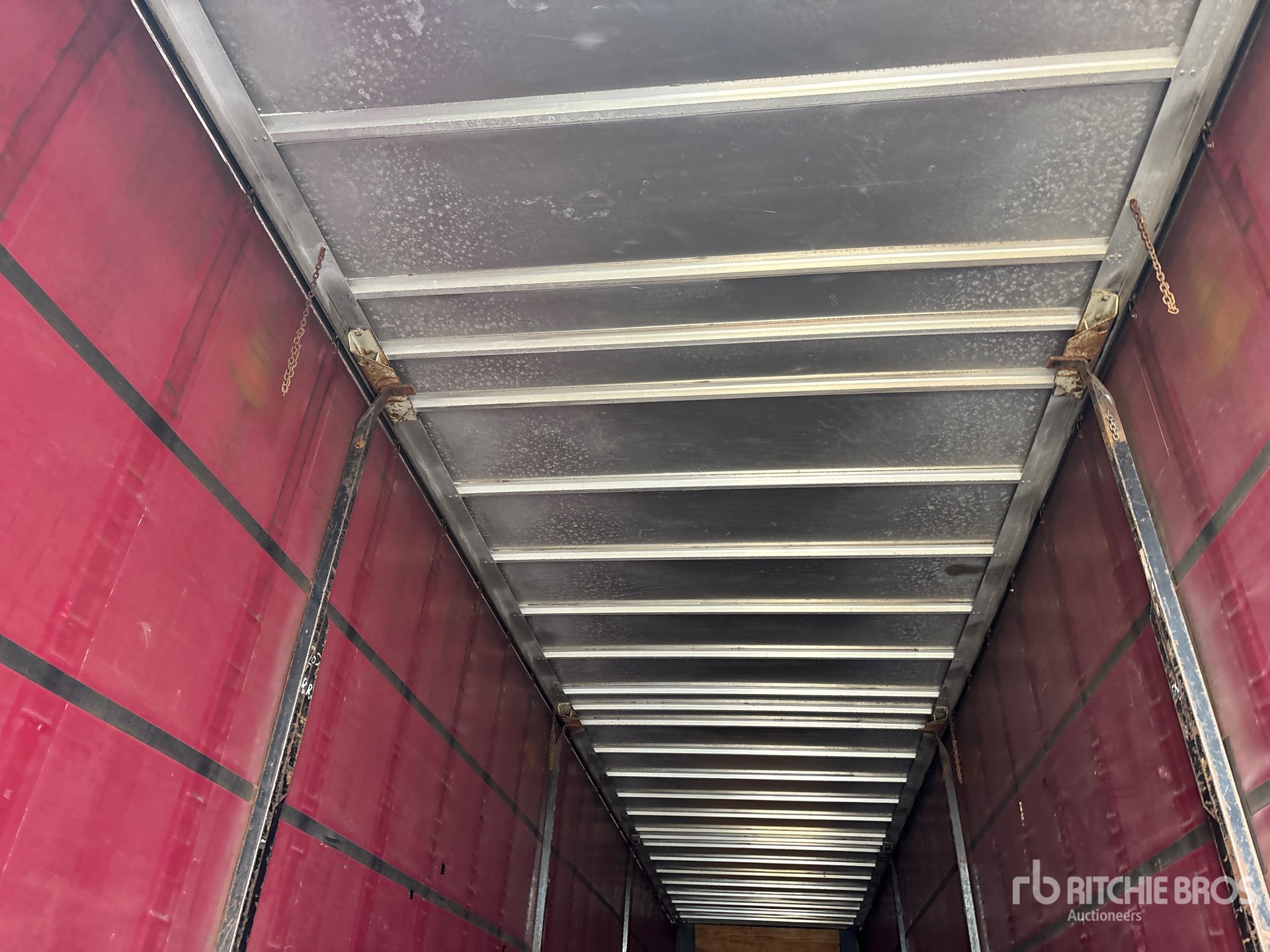 2008 Utility 50 ft T/A Spread Axle