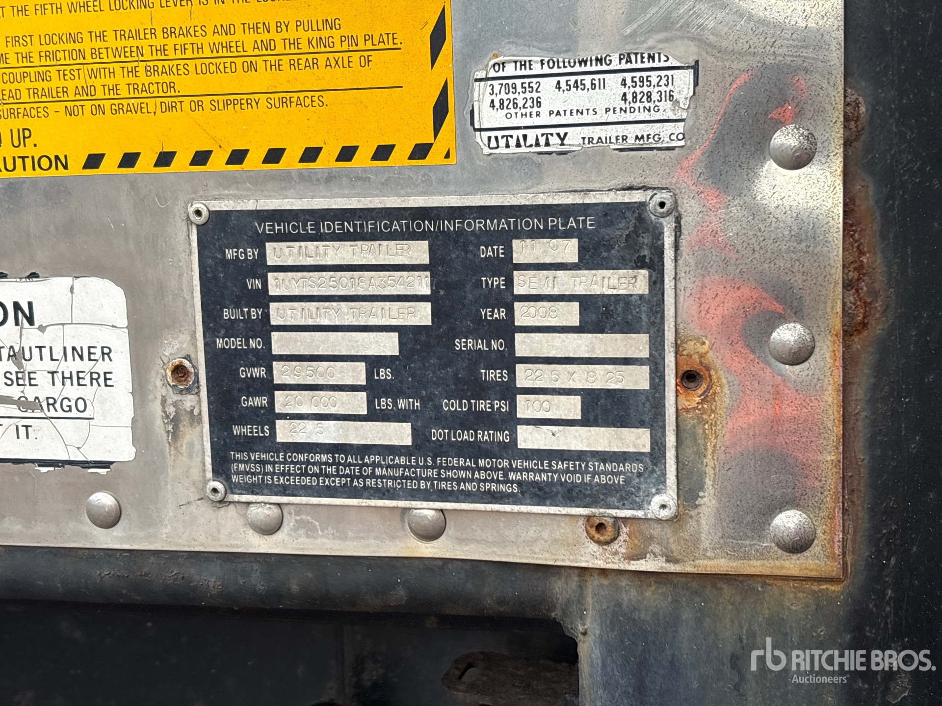 2008 Utility 50 ft T/A Spread Axle