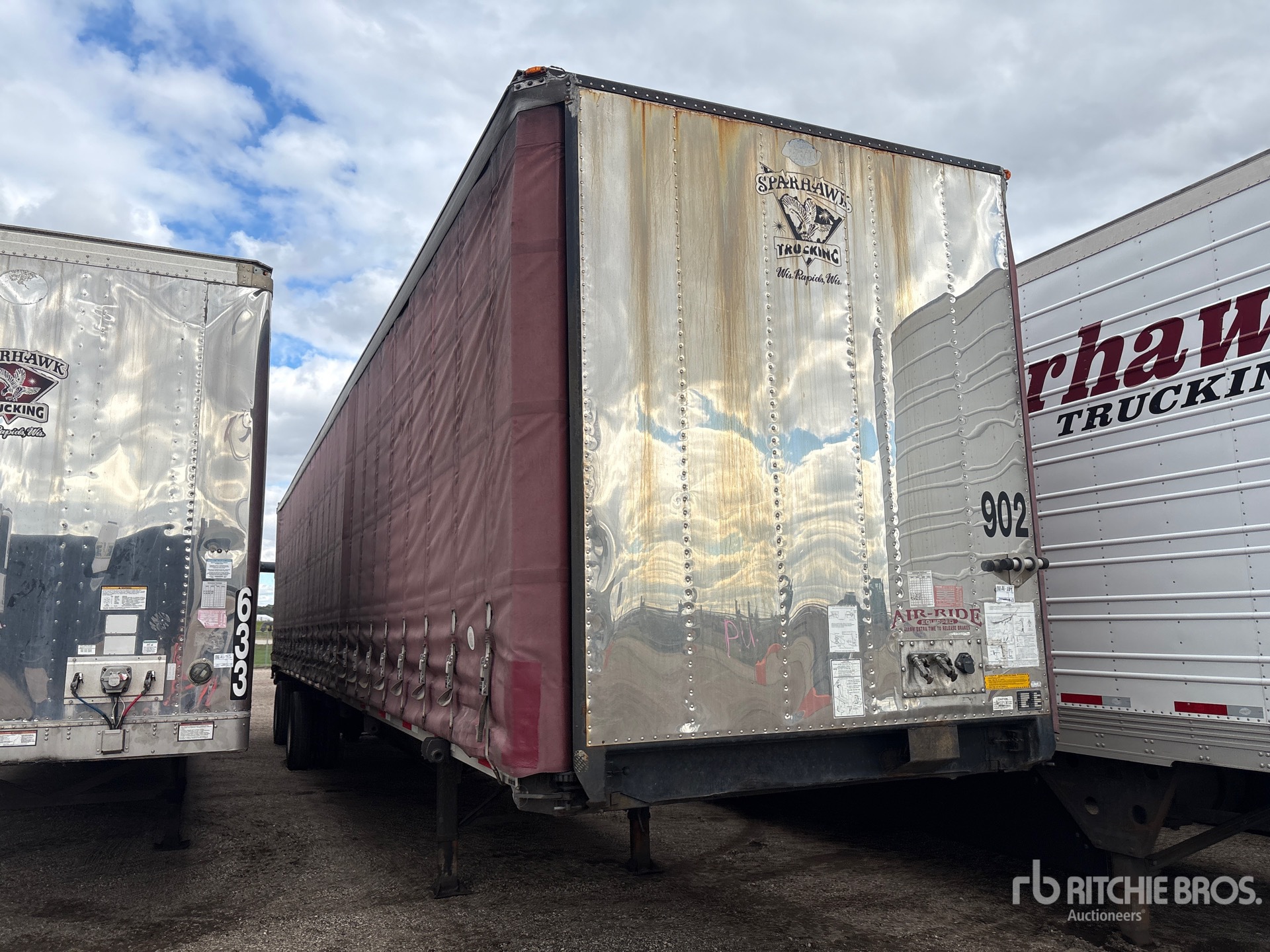 2008 Utility 50 ft T/A Spread Axle