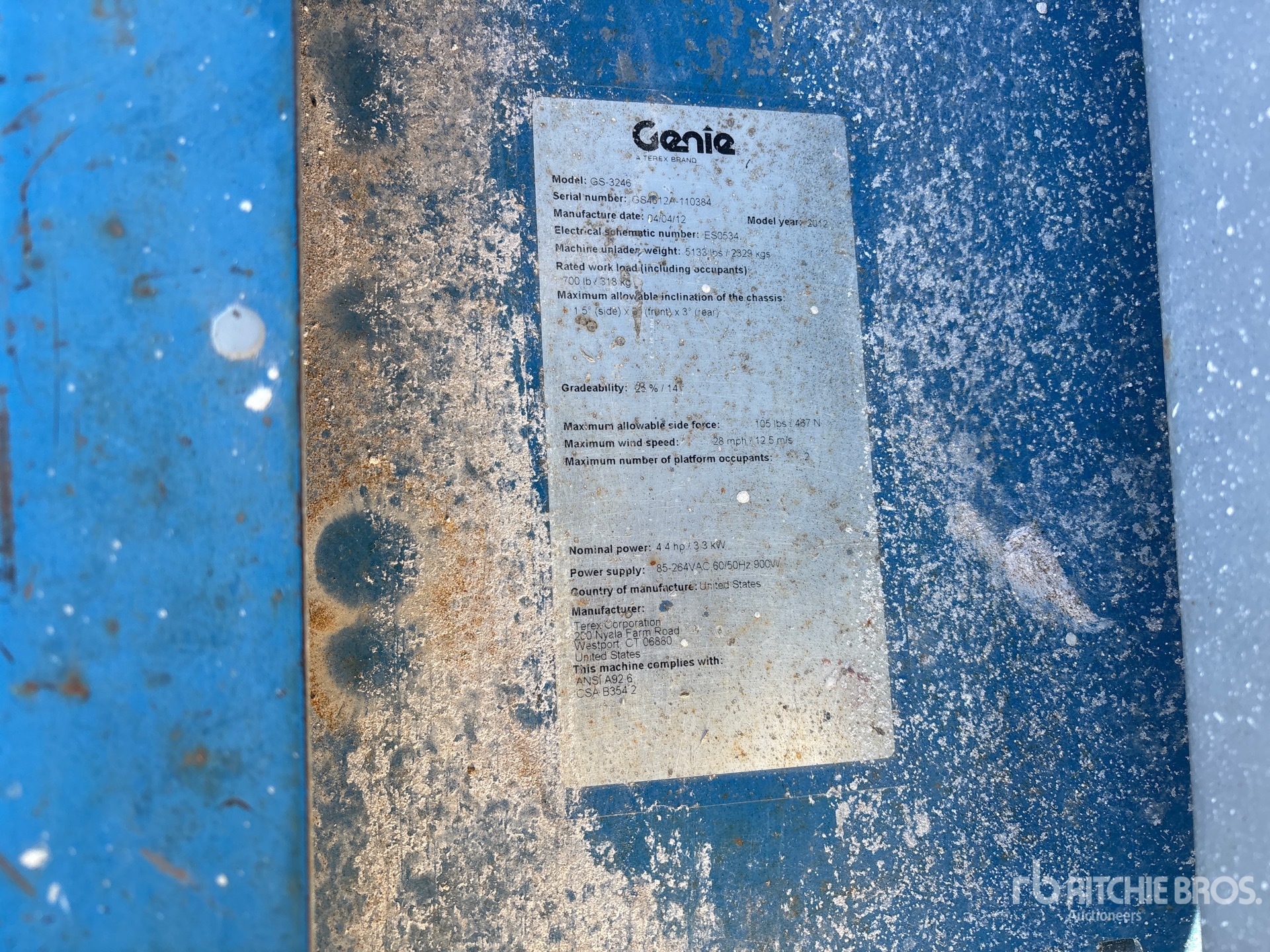 2012 Genie GS3246
