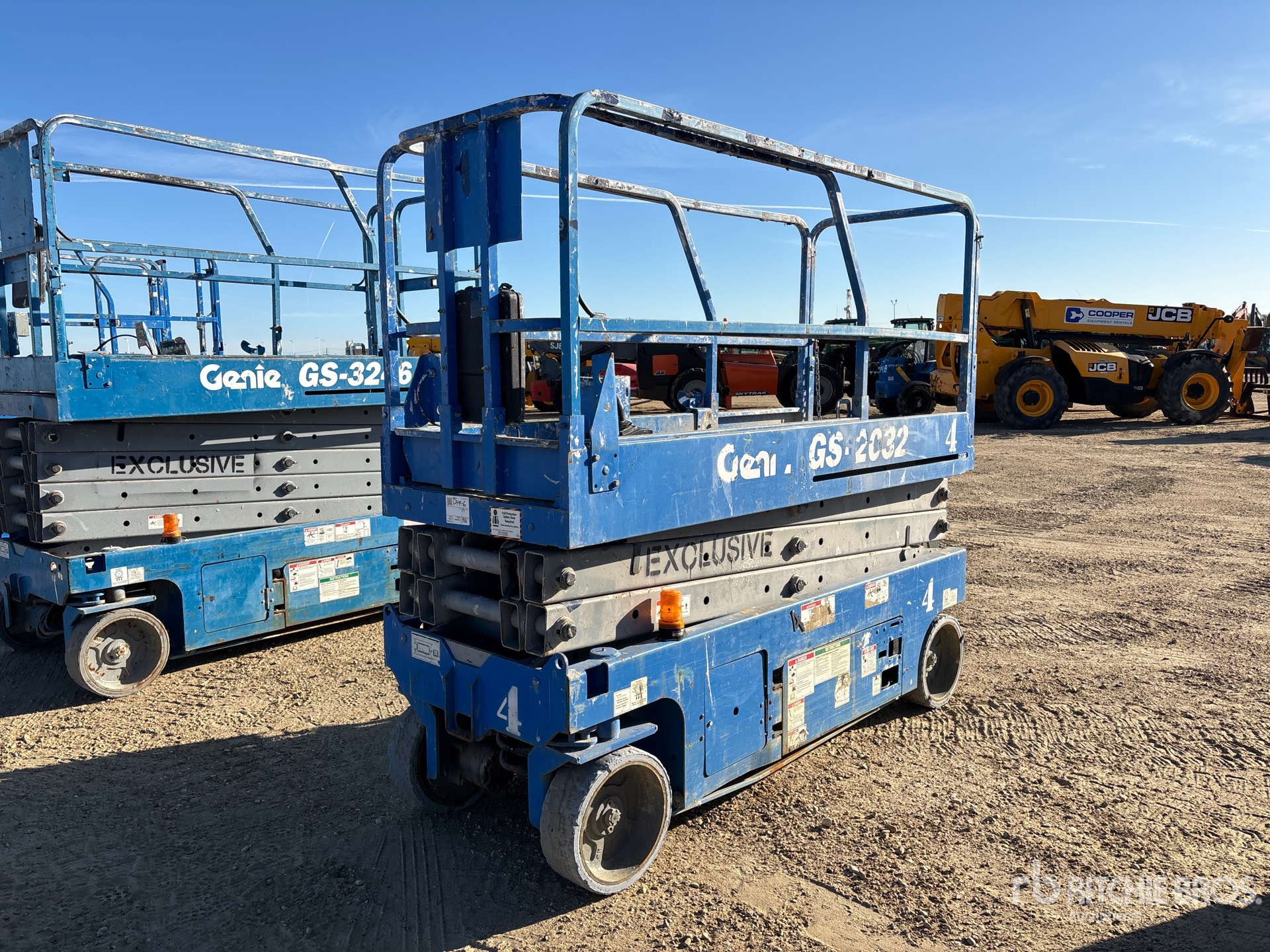 2007 Genie GS2032