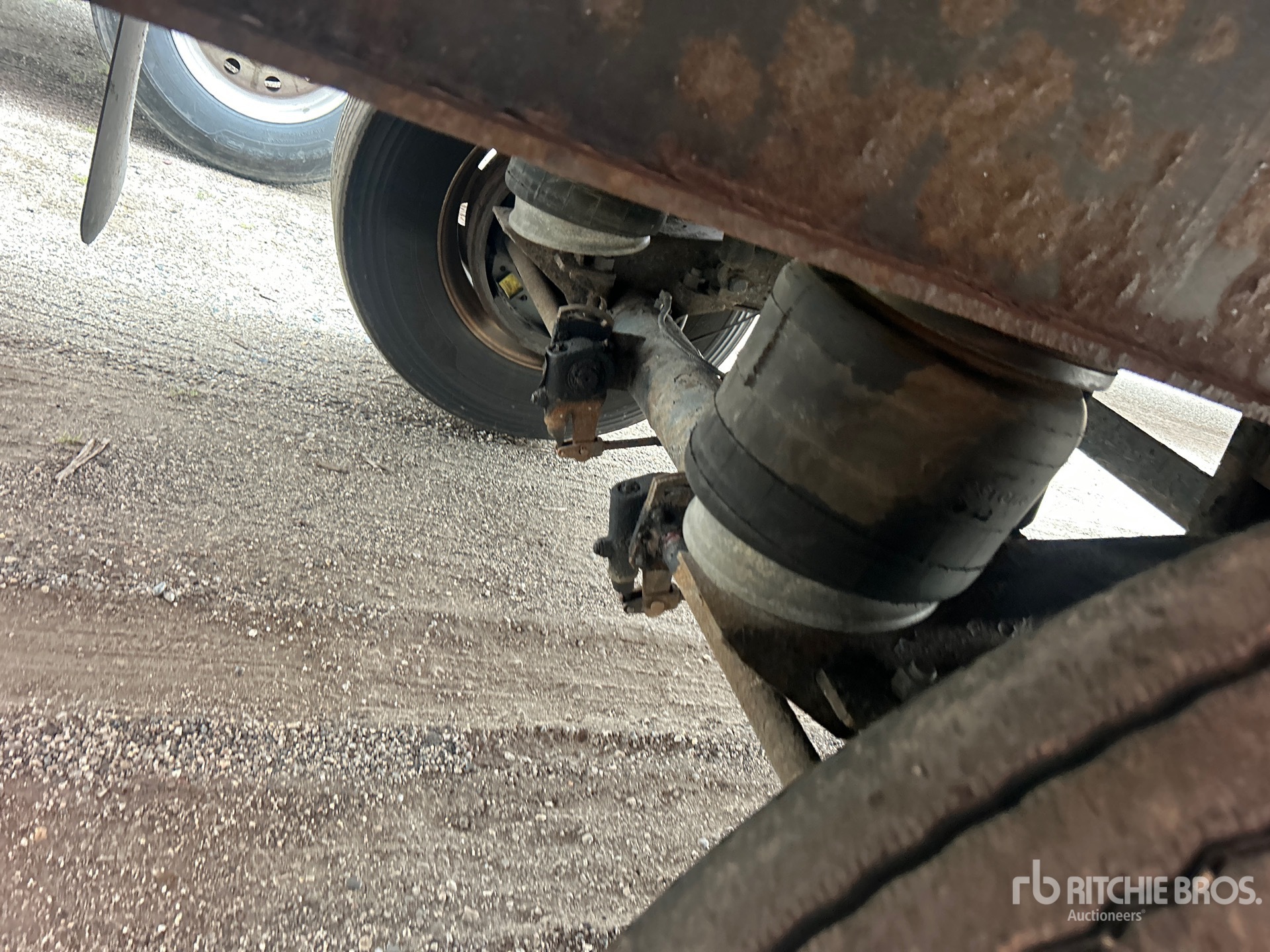 2013 Utility 50 ft T/A Spread Axle