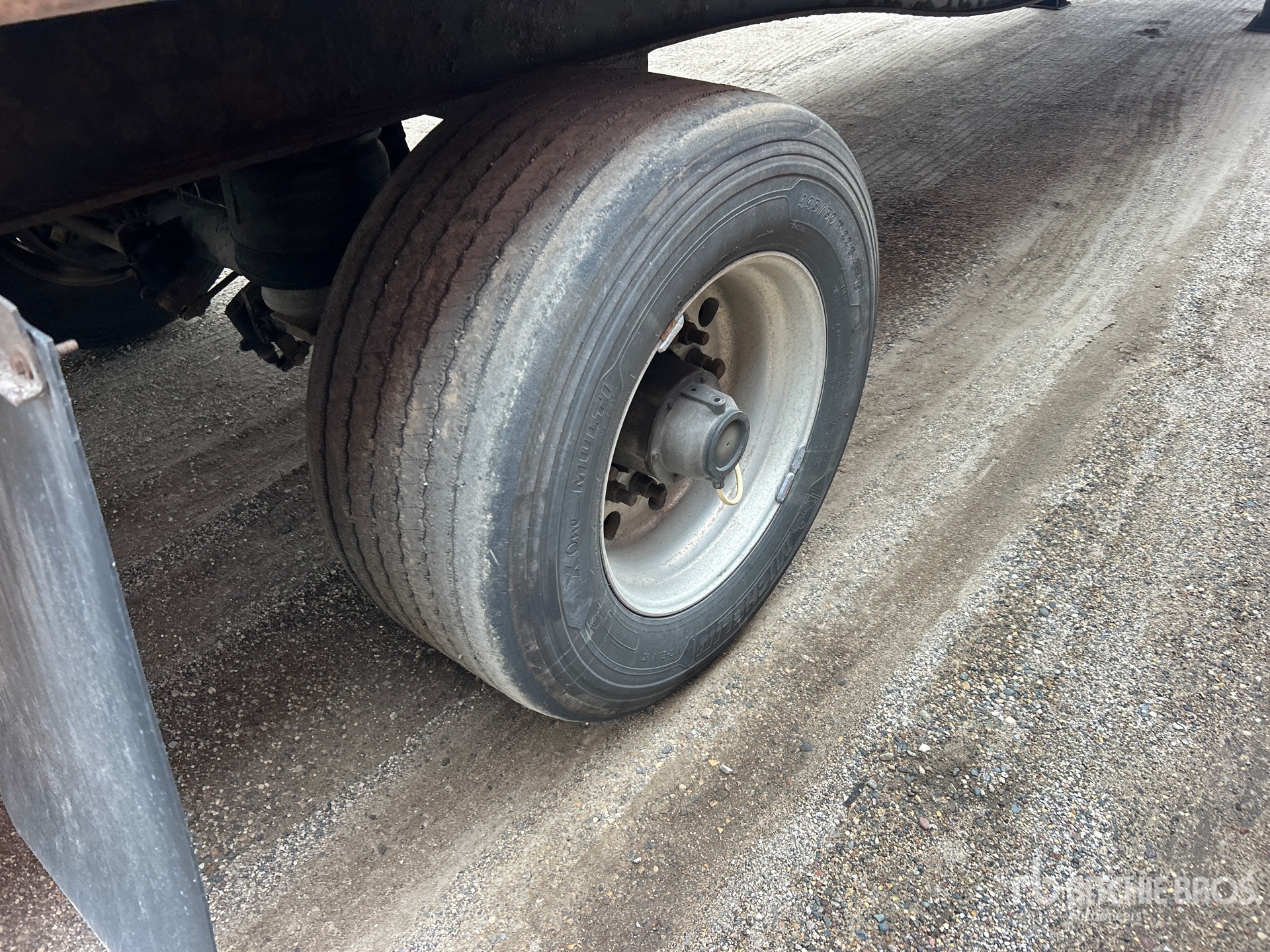 2013 Utility 50 ft T/A Spread Axle