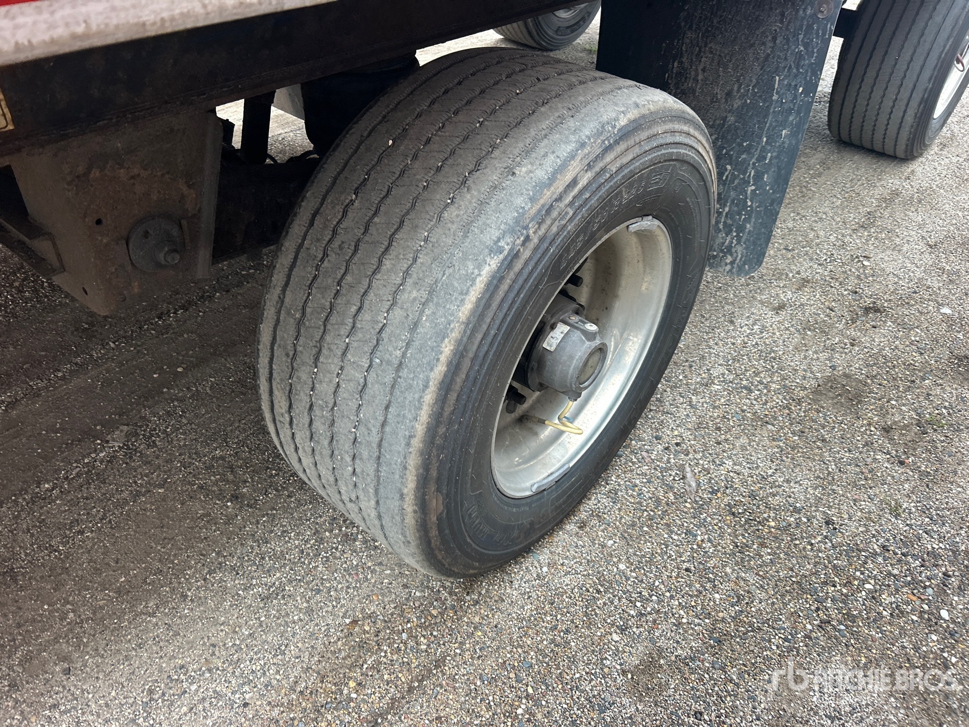 2013 Utility 50 ft T/A Spread Axle