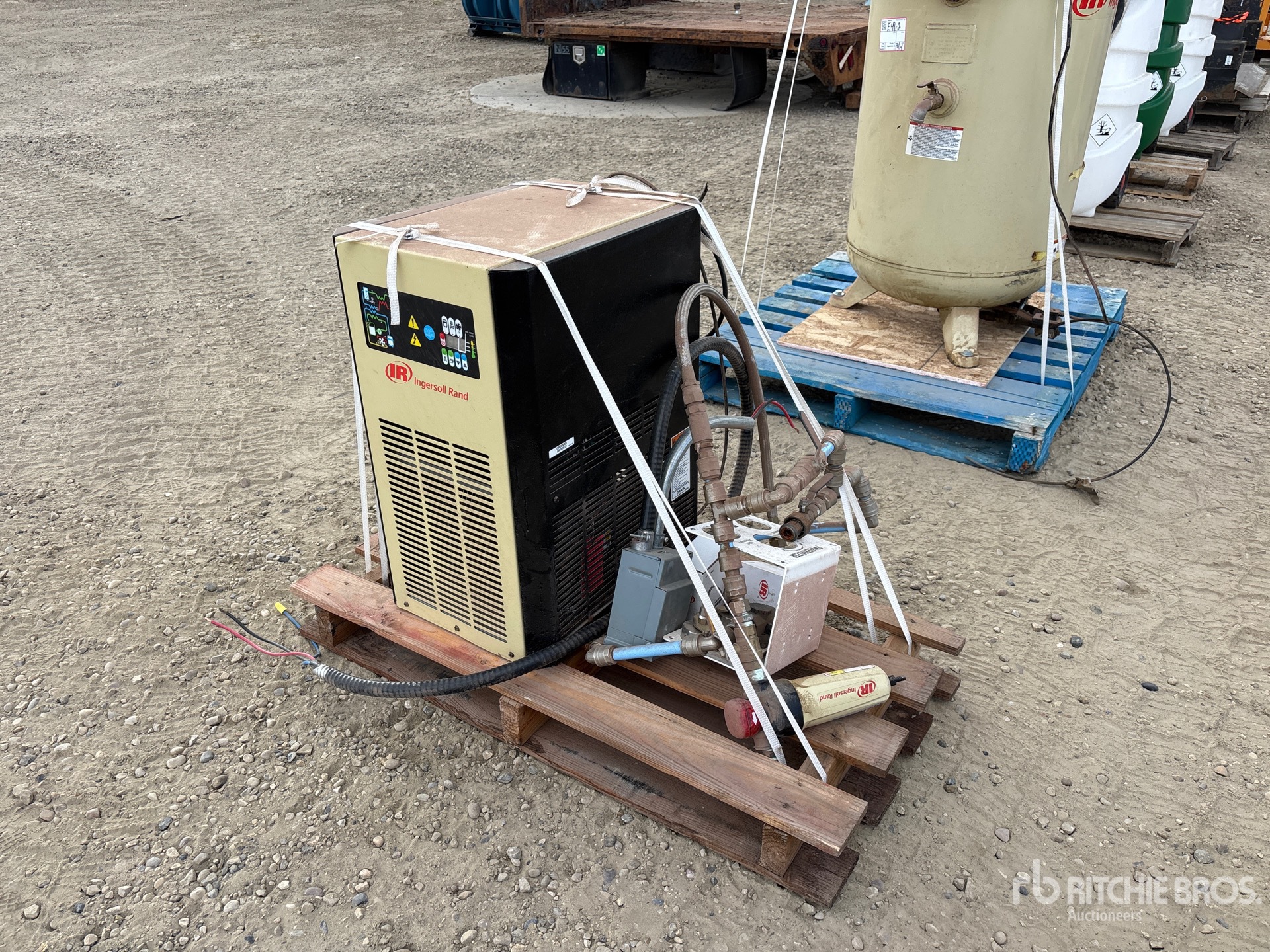 Photo of Ingersoll Rand D41ECA100
