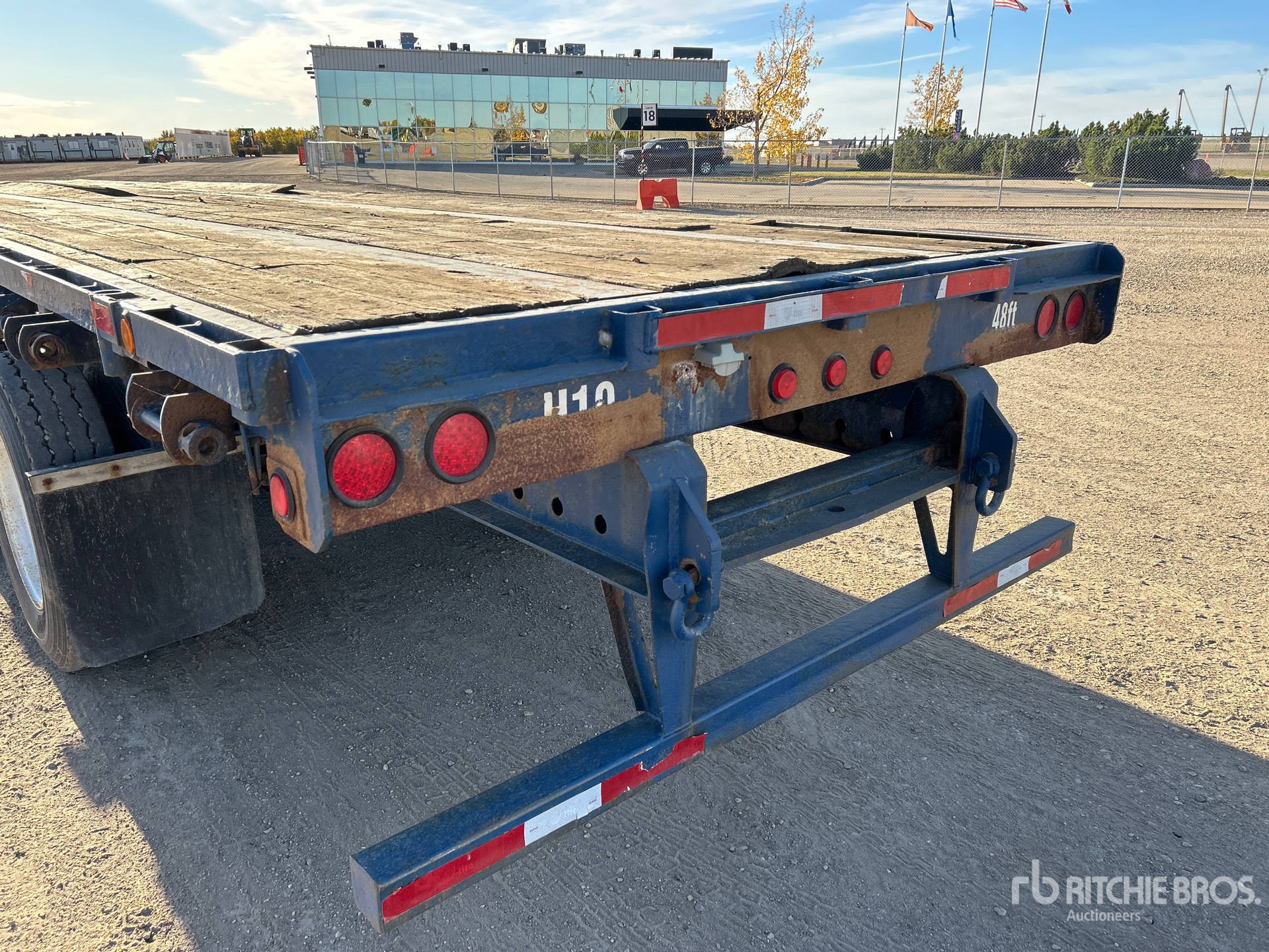 2003 Manac 48 ft Tri/A