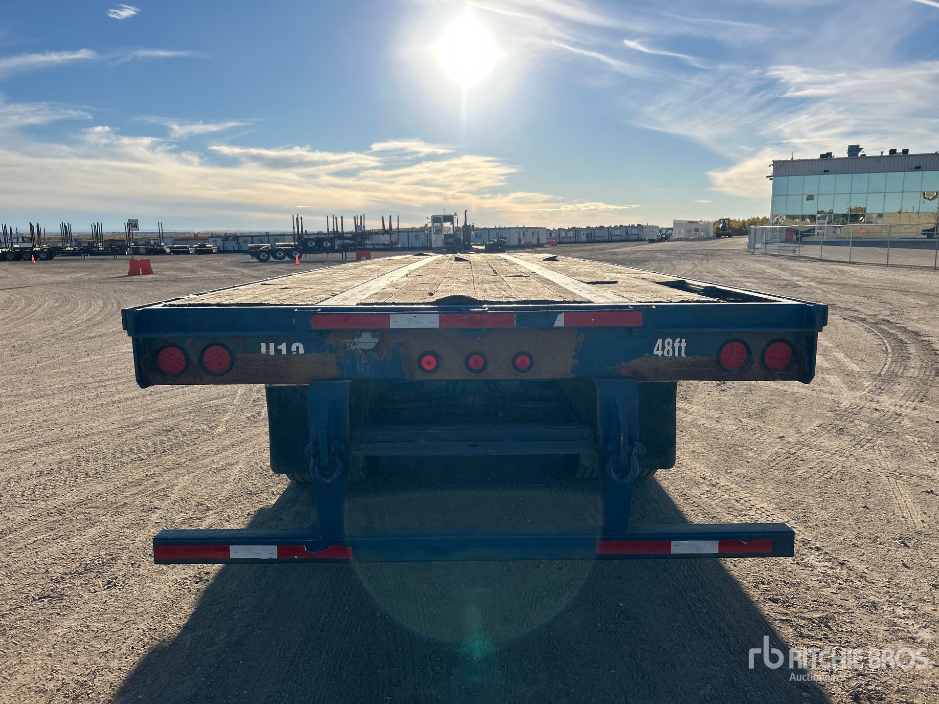 2003 Manac 48 ft Tri/A