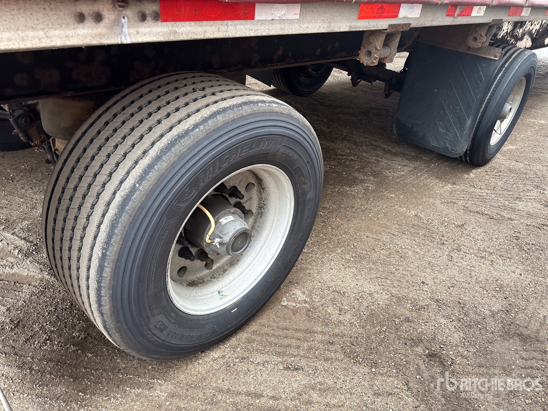 2013 Utility 50 ft T/A Spread Axle