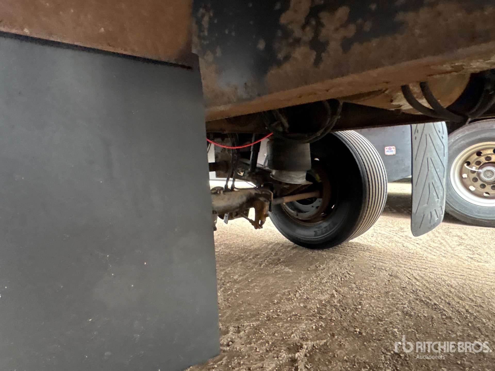 2013 Utility 50 ft T/A Spread Axle