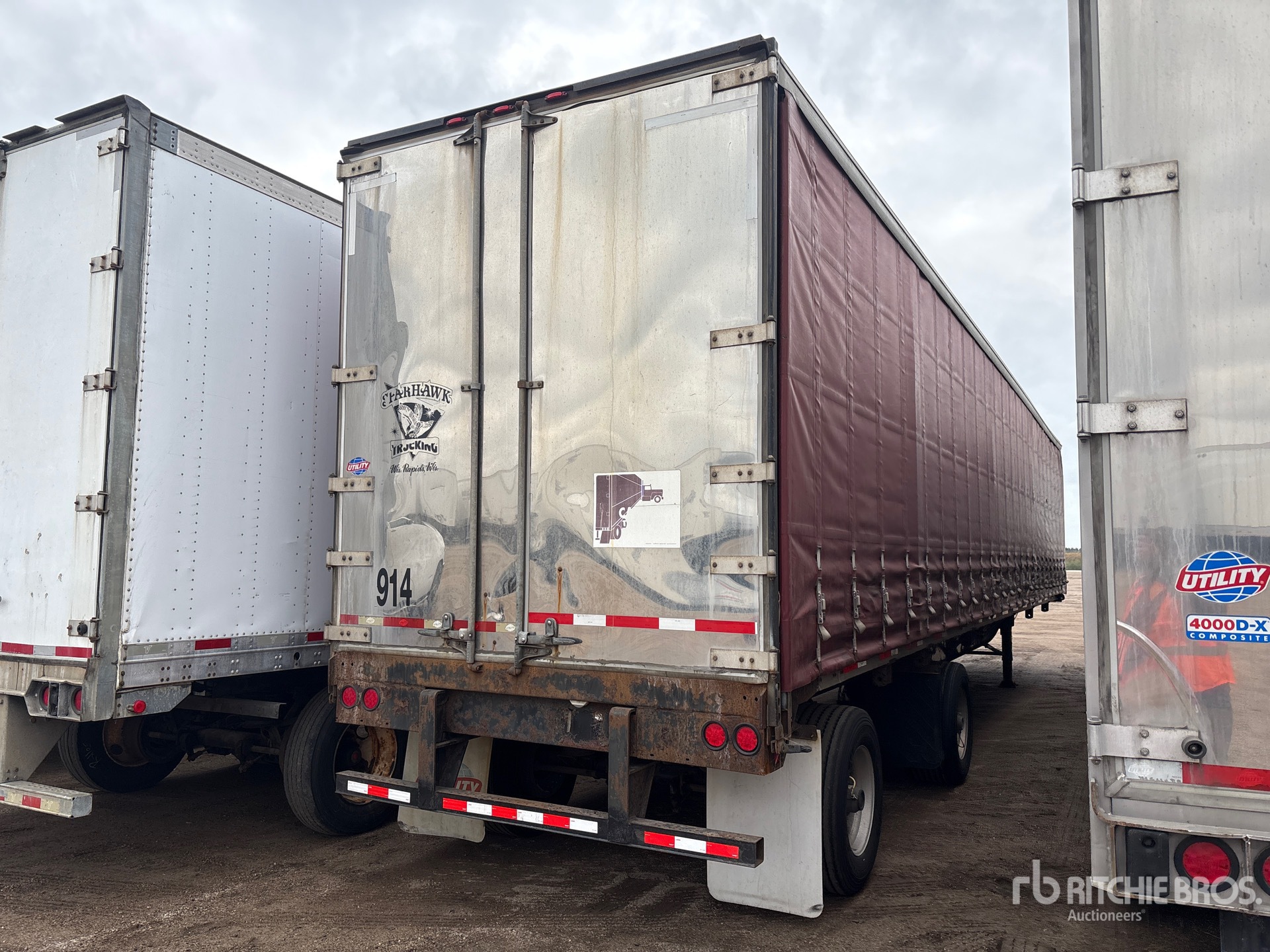 2013 Utility 50 ft T/A Spread Axle