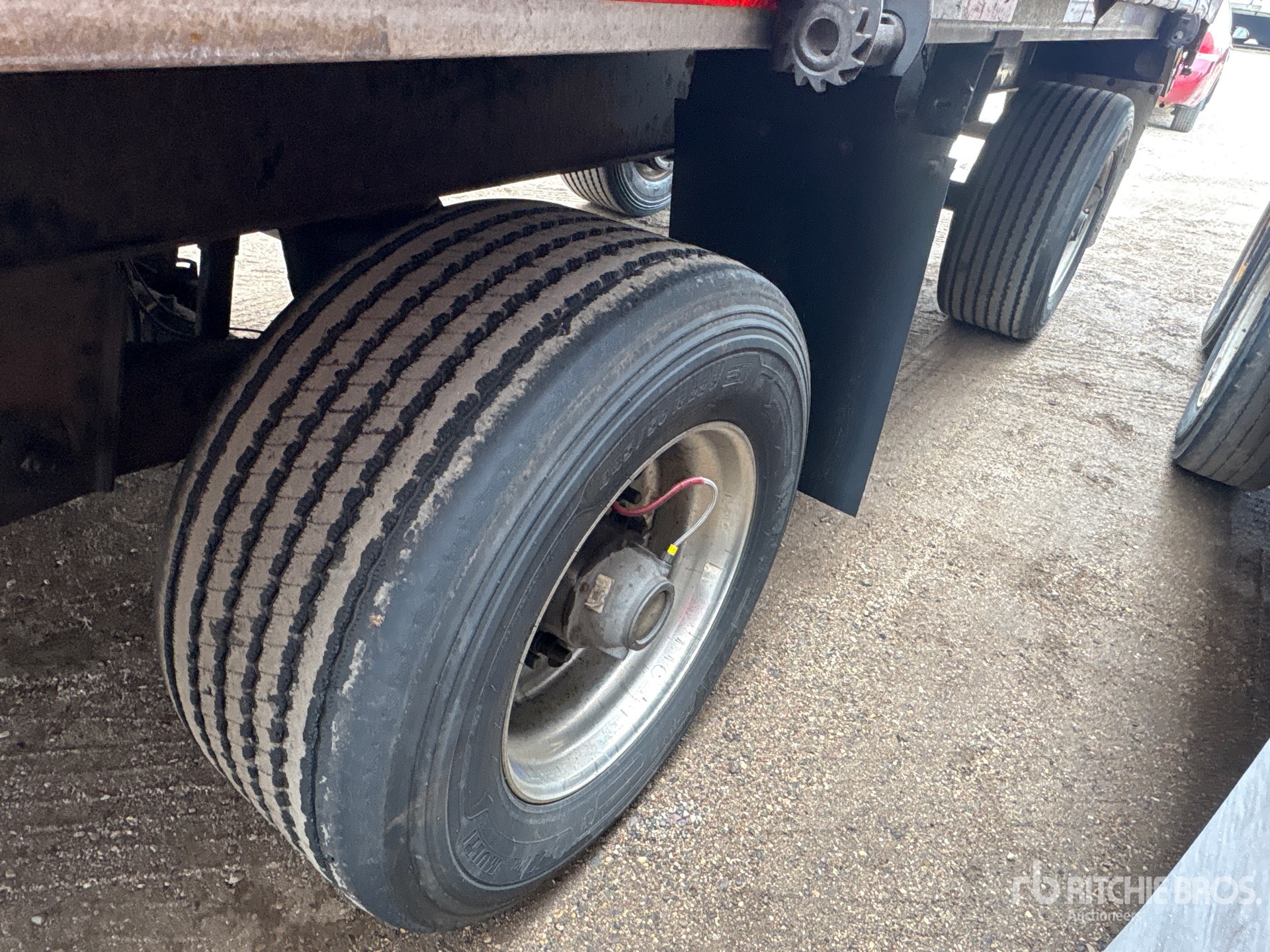 2013 Utility 50 ft T/A Spread Axle