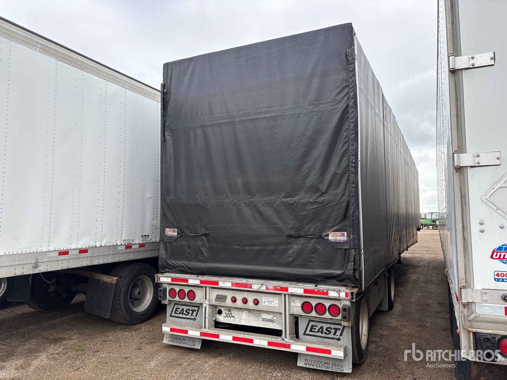2013 East 48 ft T/A Step Deck