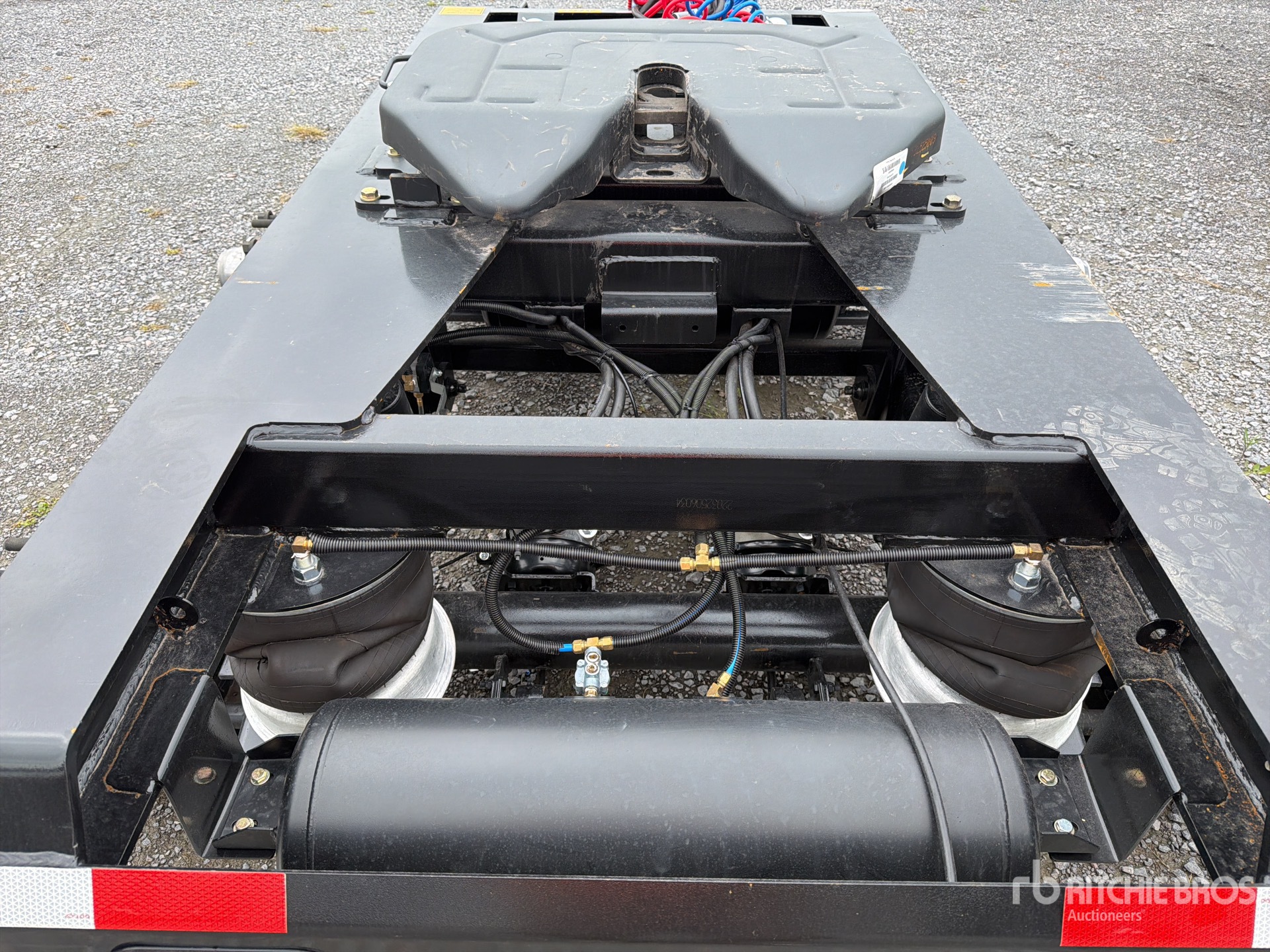 2027 Venturo T/A Dolly (Sin Usar) / (Unused)
