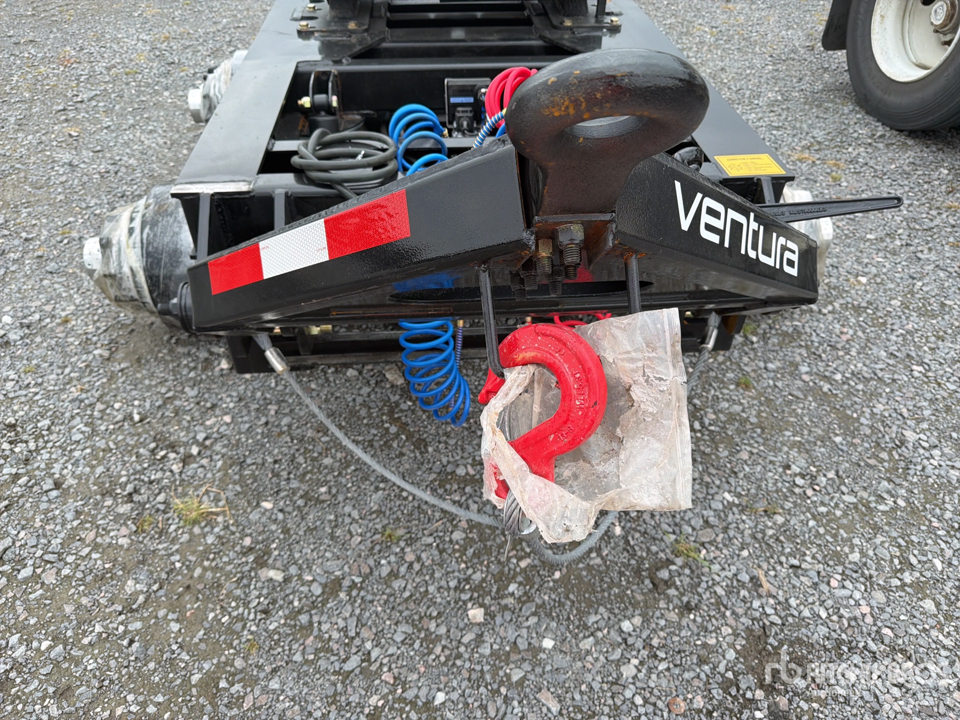 2027 Venturo T/A Dolly (Sin Usar) / (Unused)