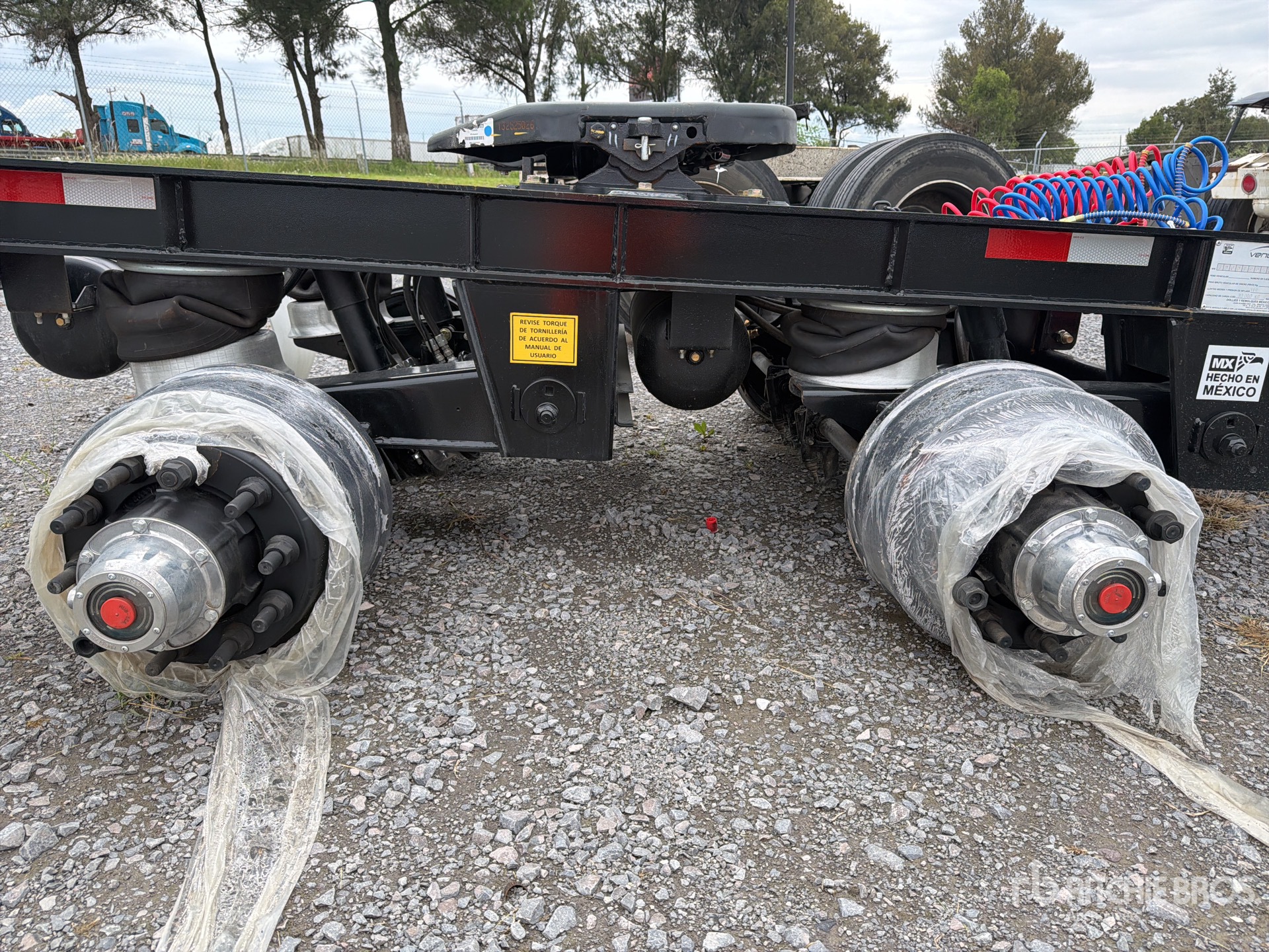 2027 Venturo T/A Dolly (Sin Usar) / (Unused)