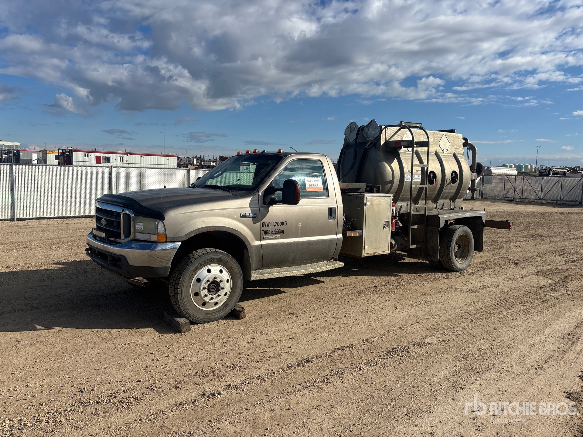 2004 Ford F-550