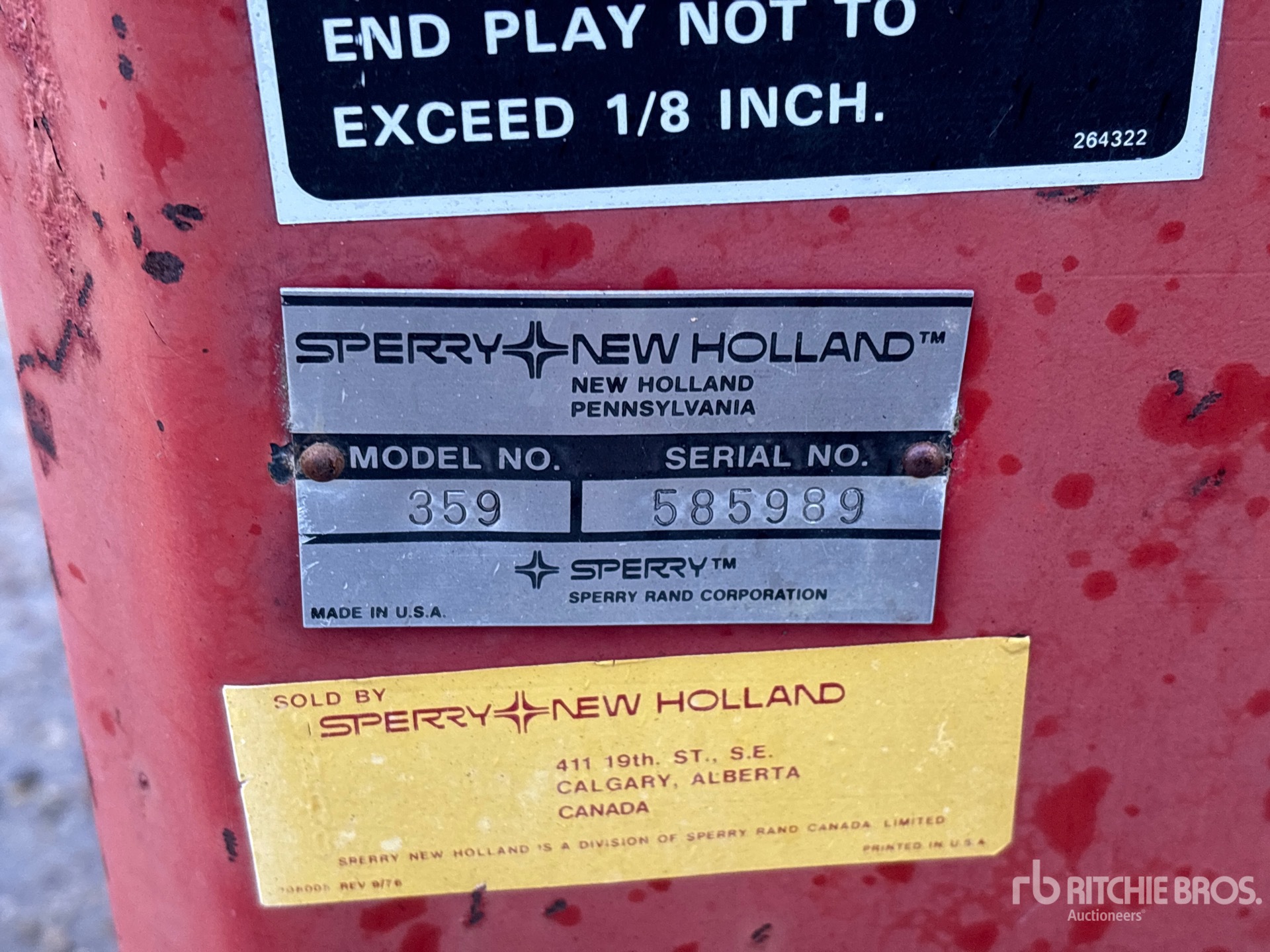 New Holland 359