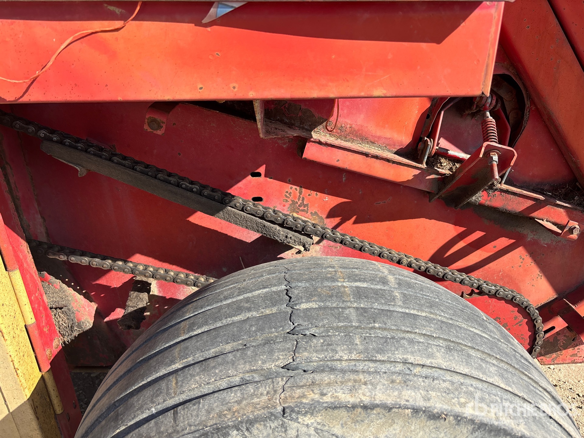 New Holland 855