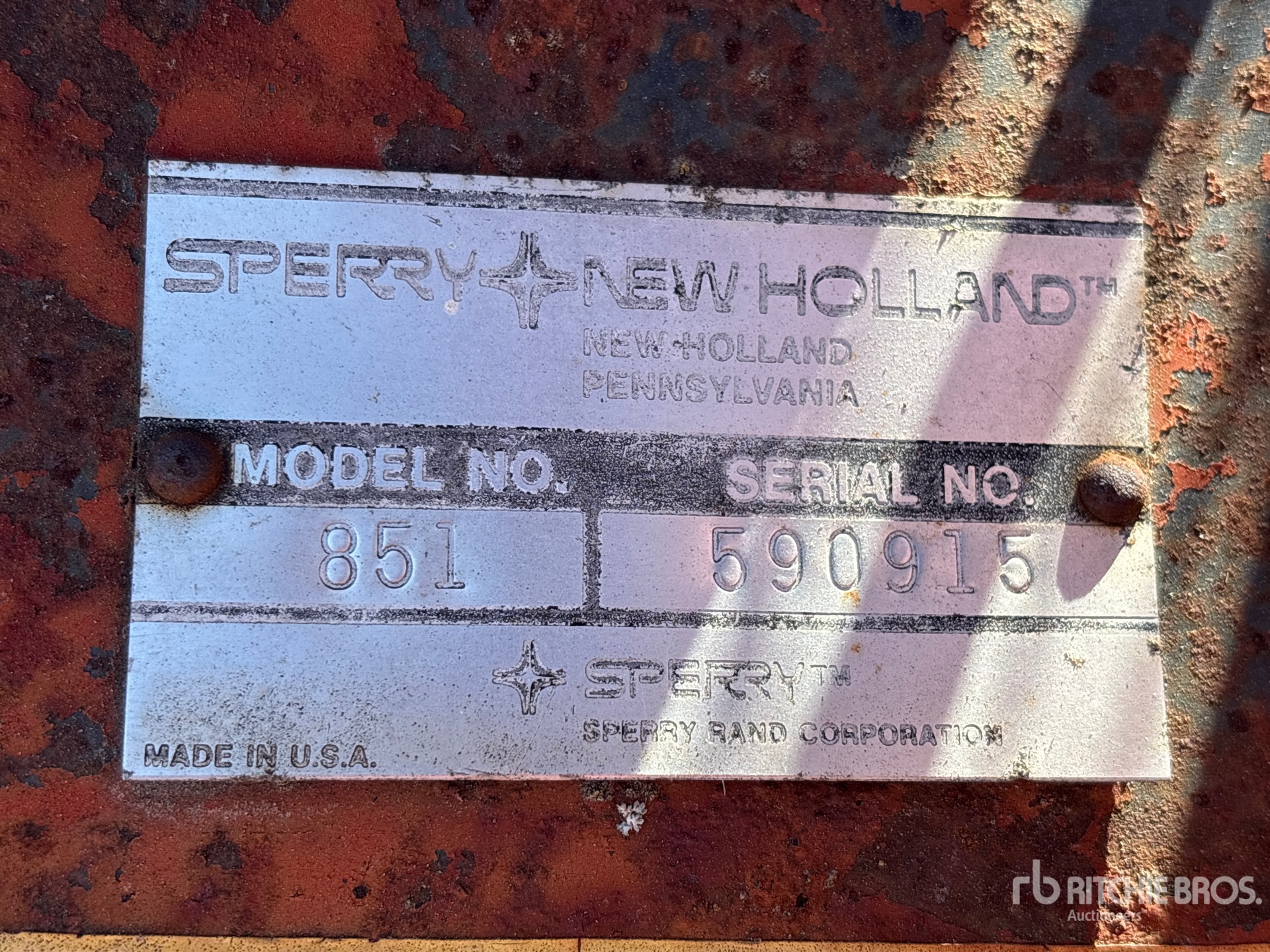 New Holland 855