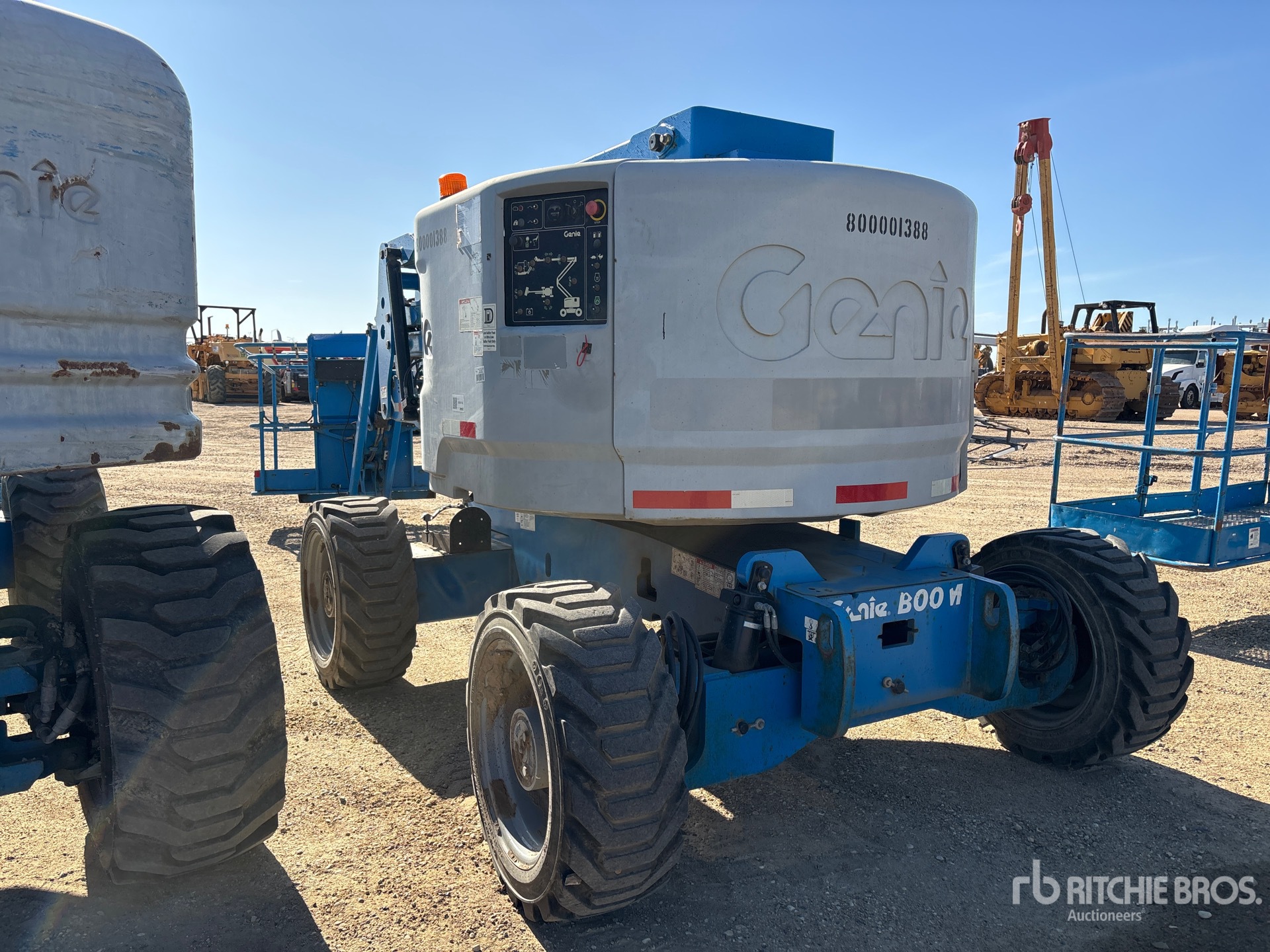 2013 Genie Z45/25J