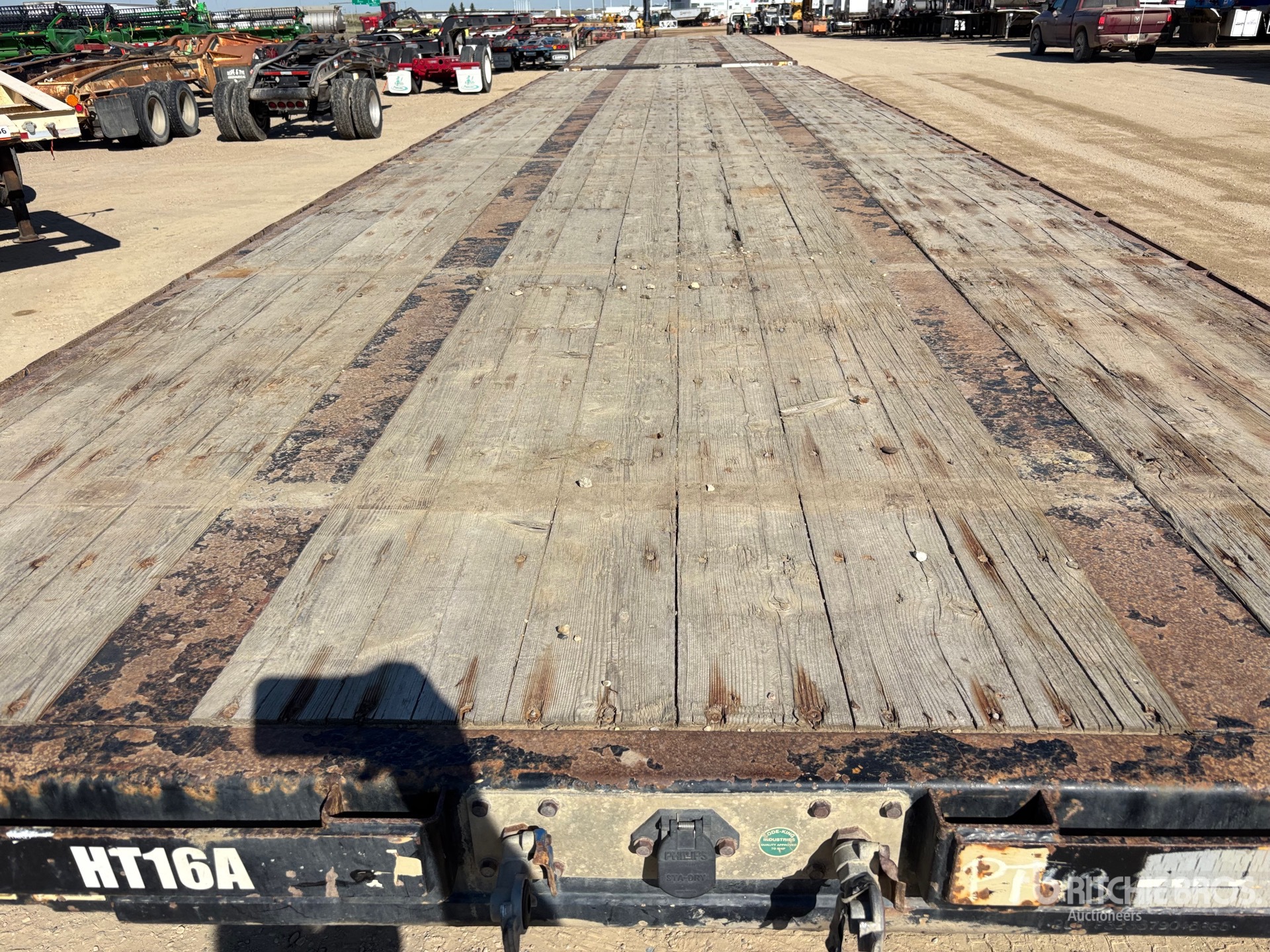 2007 Load King  32 FT SUPER B-TRAIN LEAD