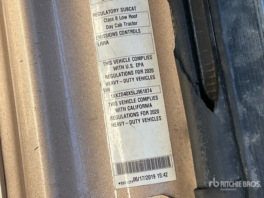 2020 Kenworth T880