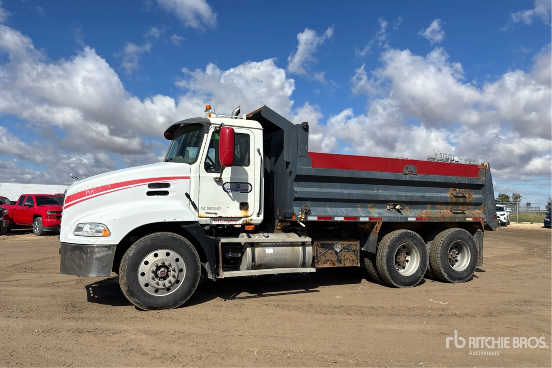 2007 Mack VISION