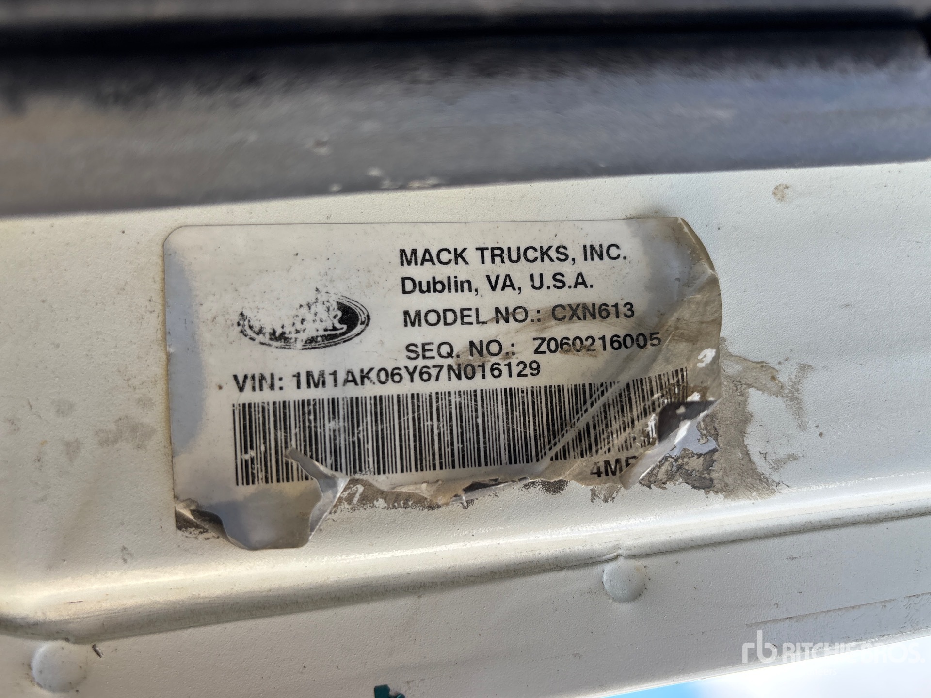 2007 Mack VISION