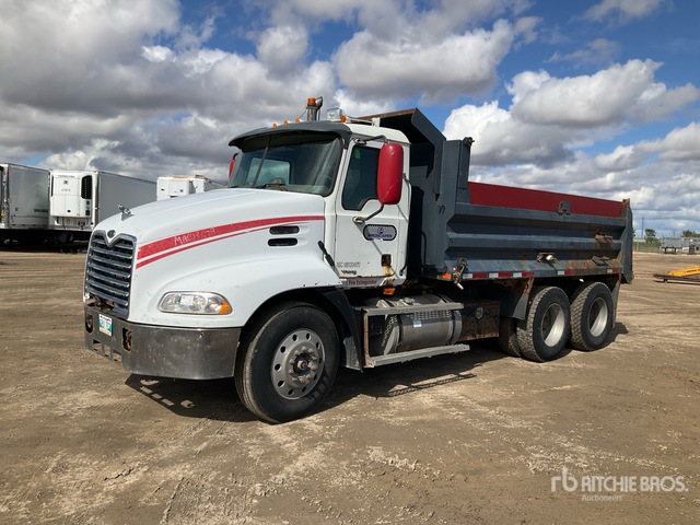 2007 Mack Vision CXN 613 T/A Dump Truck