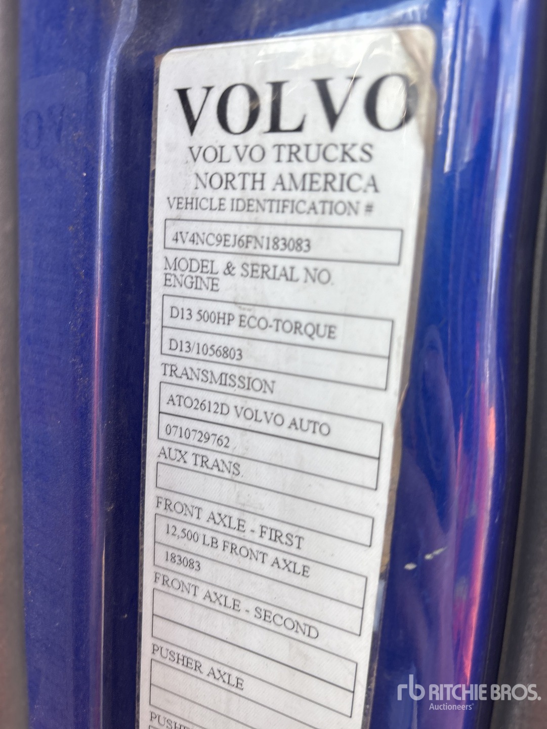 Photo of 2015 Volvo VNL