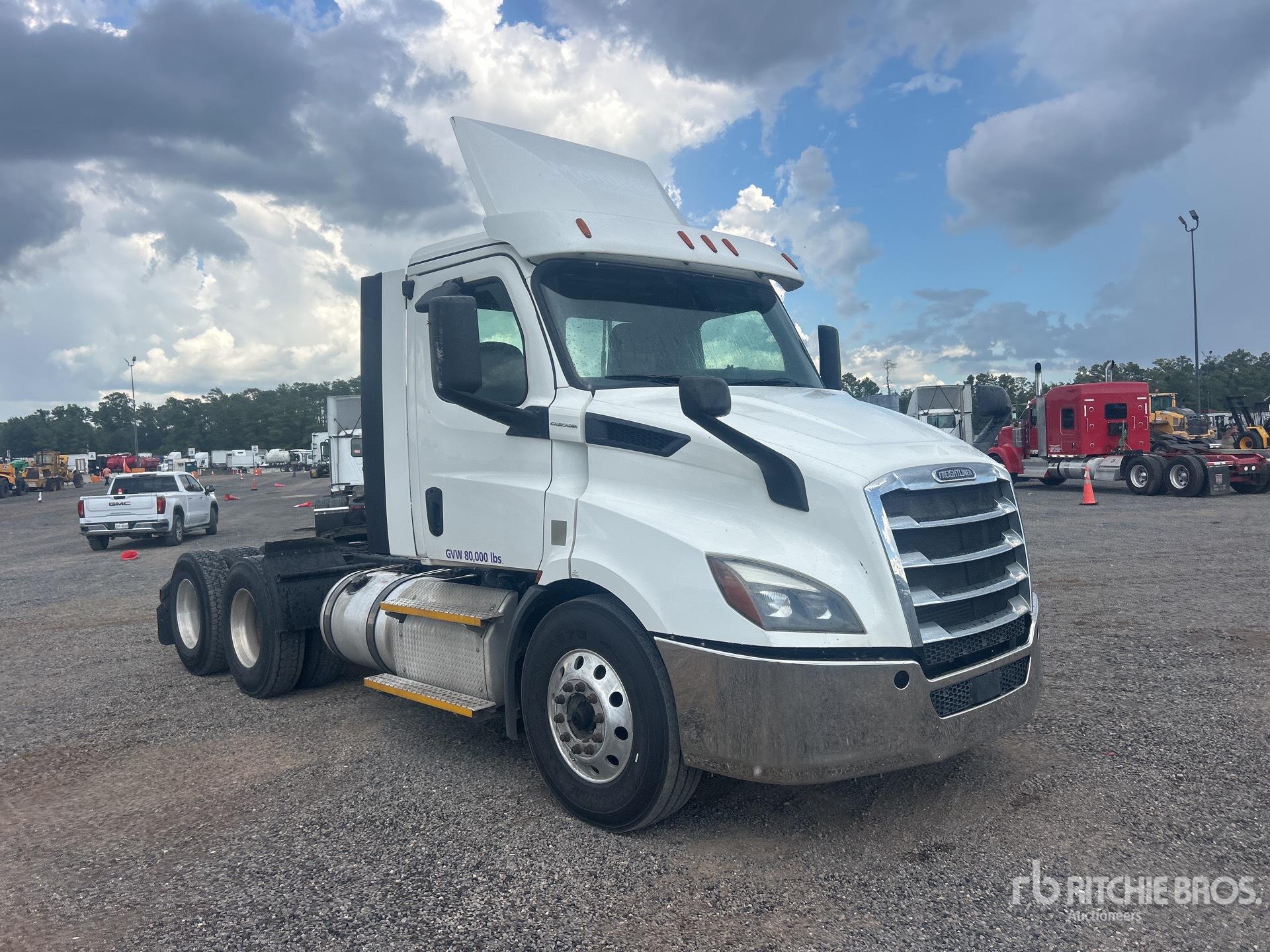 2020 Freightliner CASCADIA 116
