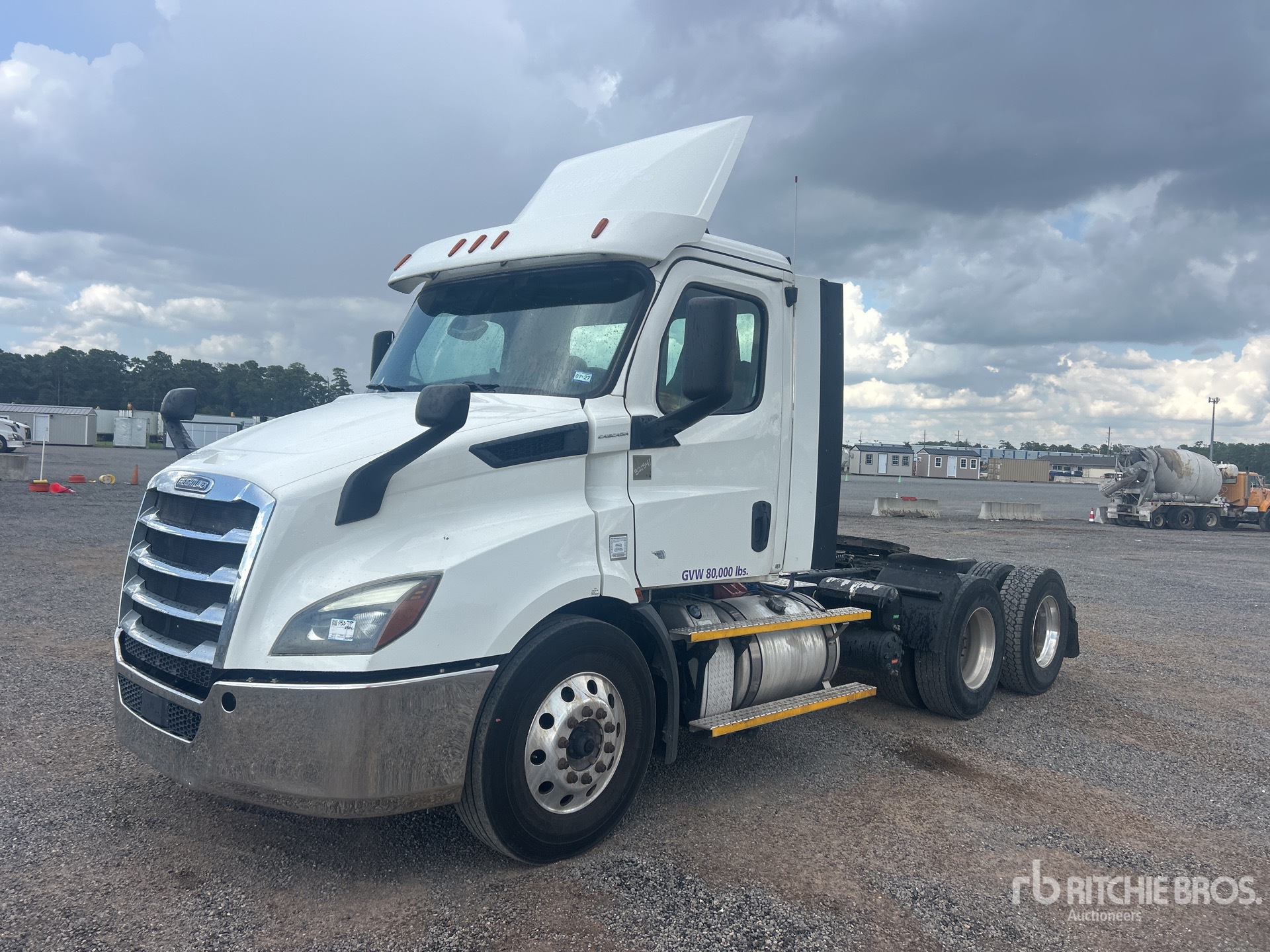 2020 Freightliner CASCADIA 116