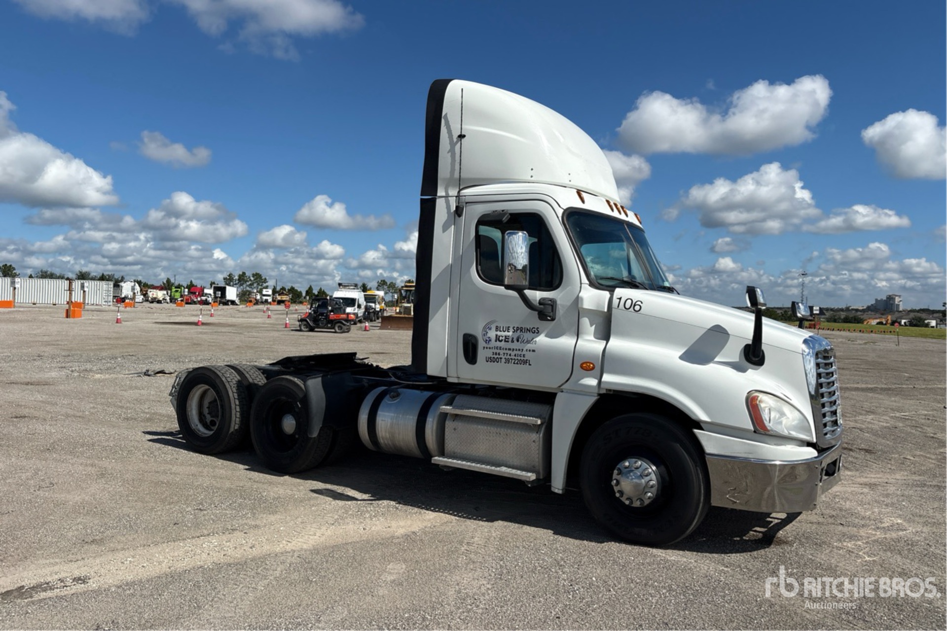 2016 Freightliner CASCADIA 125
