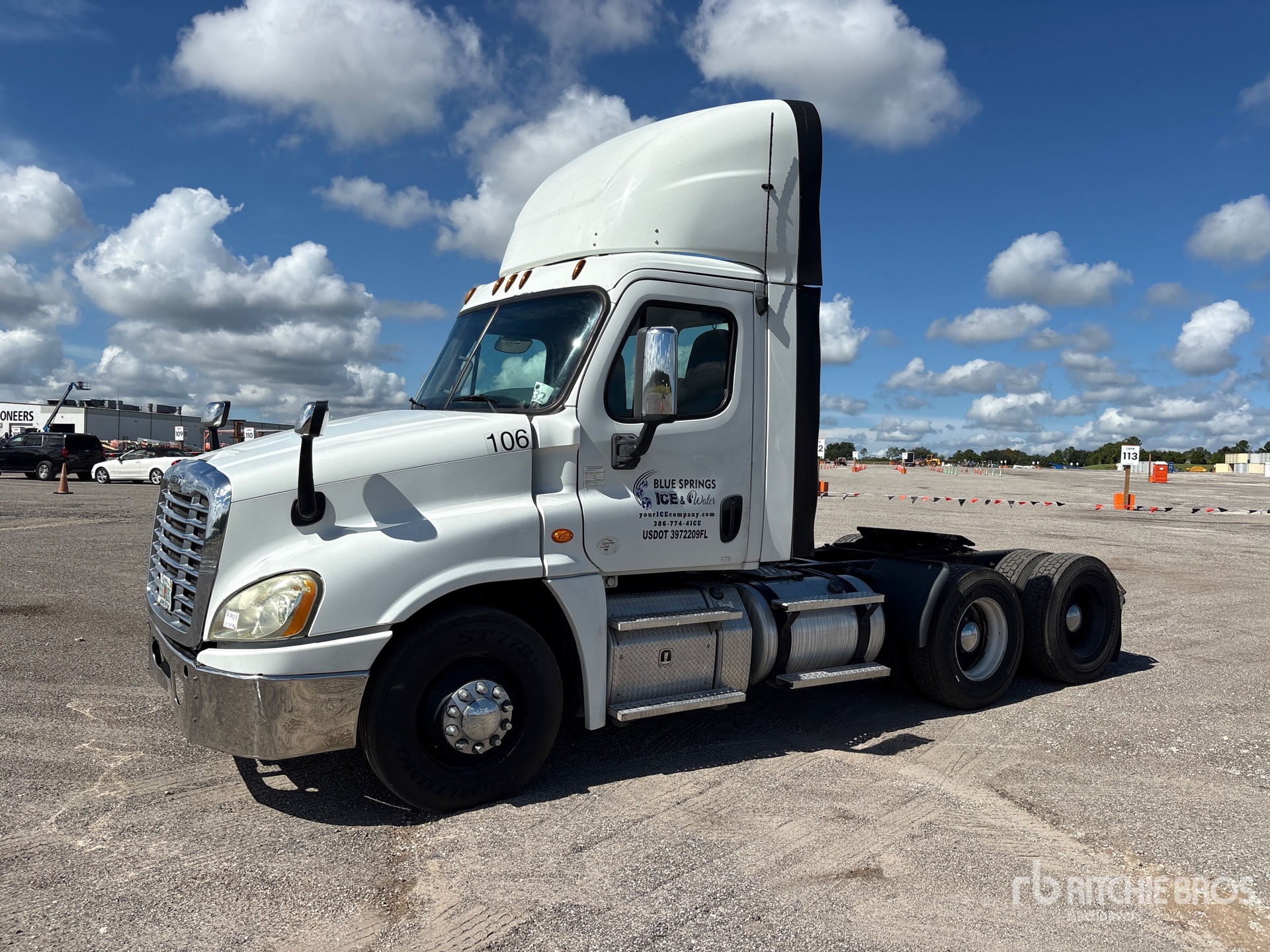 2016 Freightliner CASCADIA 125