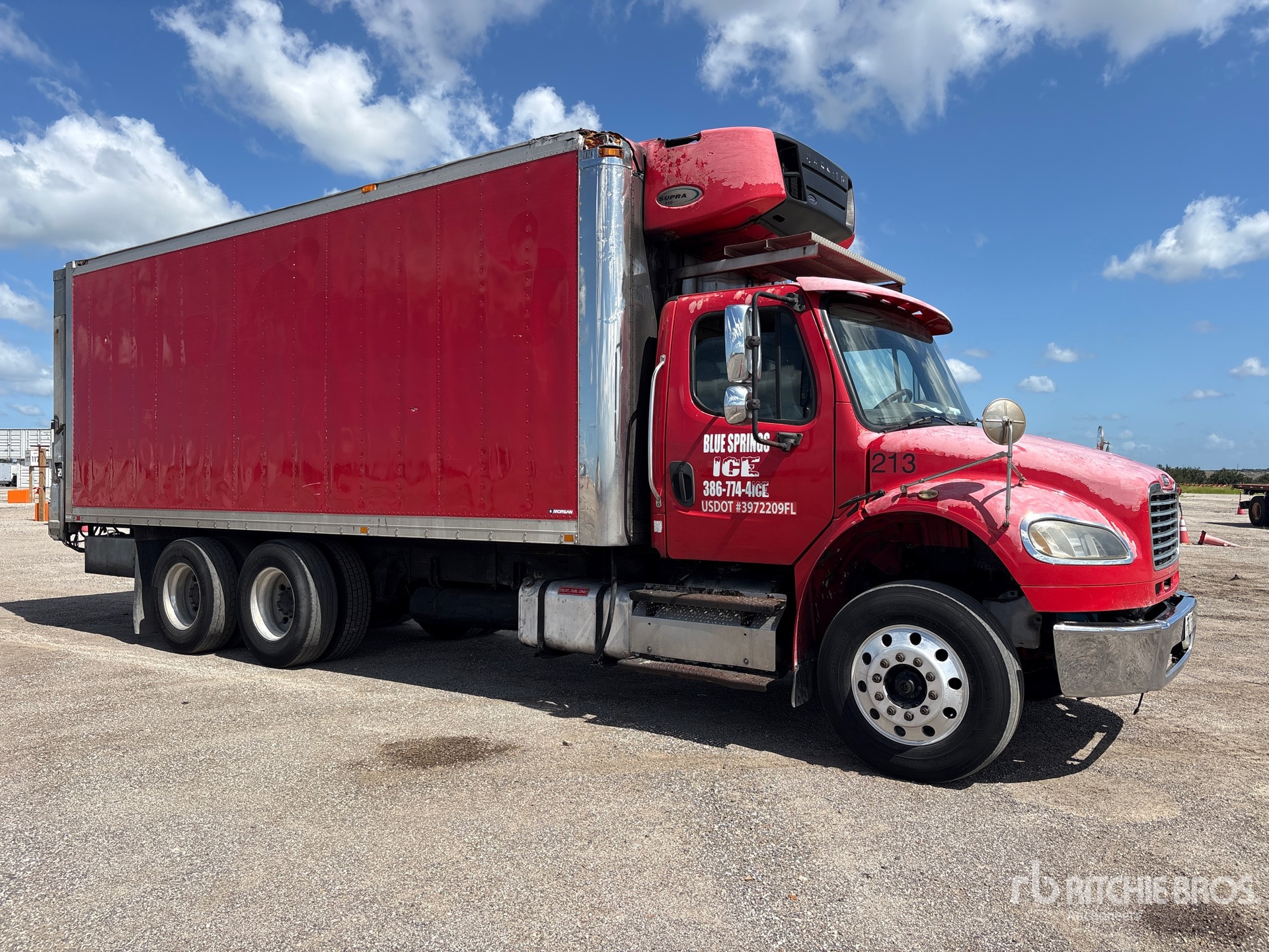 2013 Freightliner M2 106