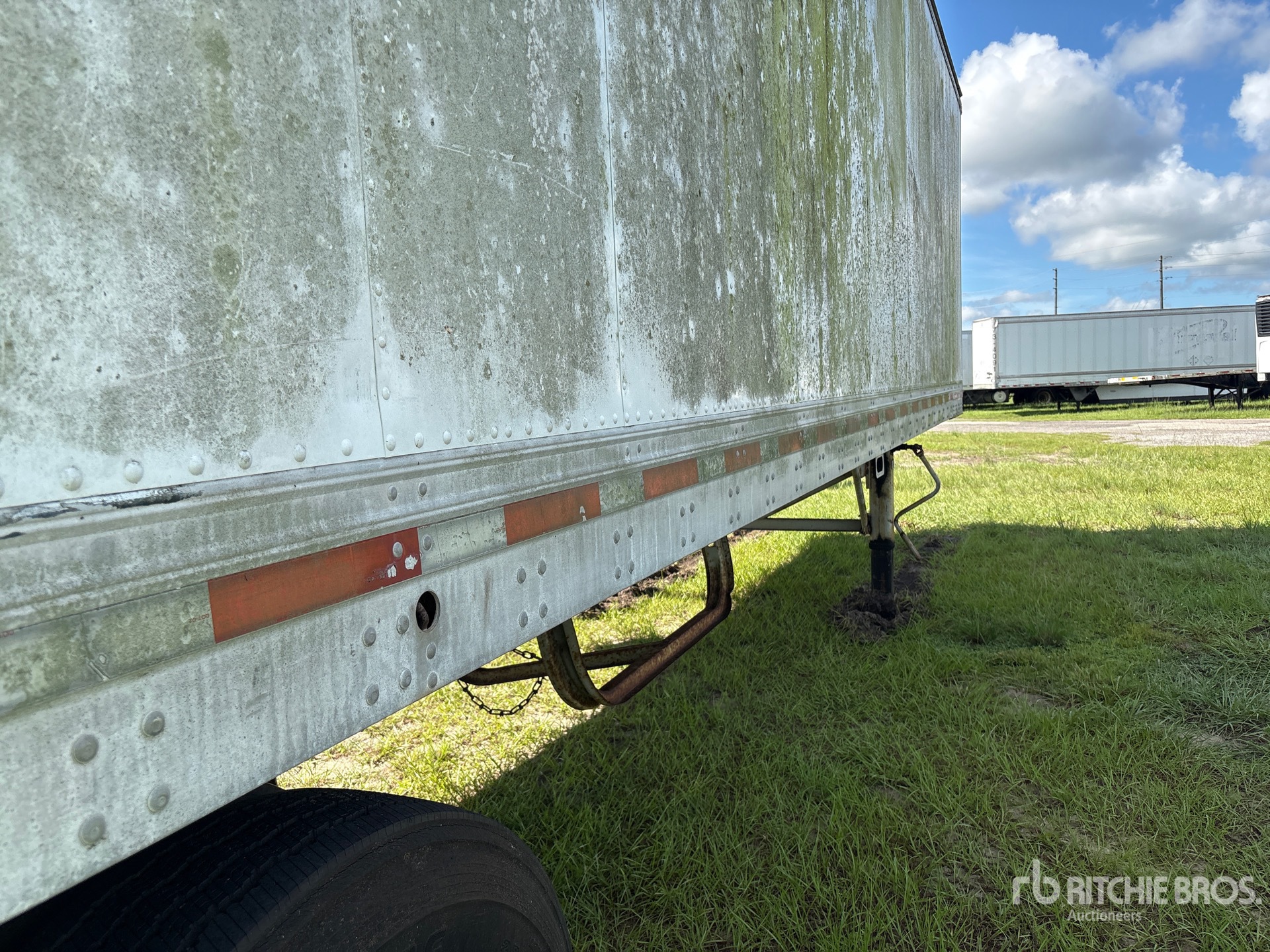 1994 Trailmobile 28 FT X 102 IN S/A