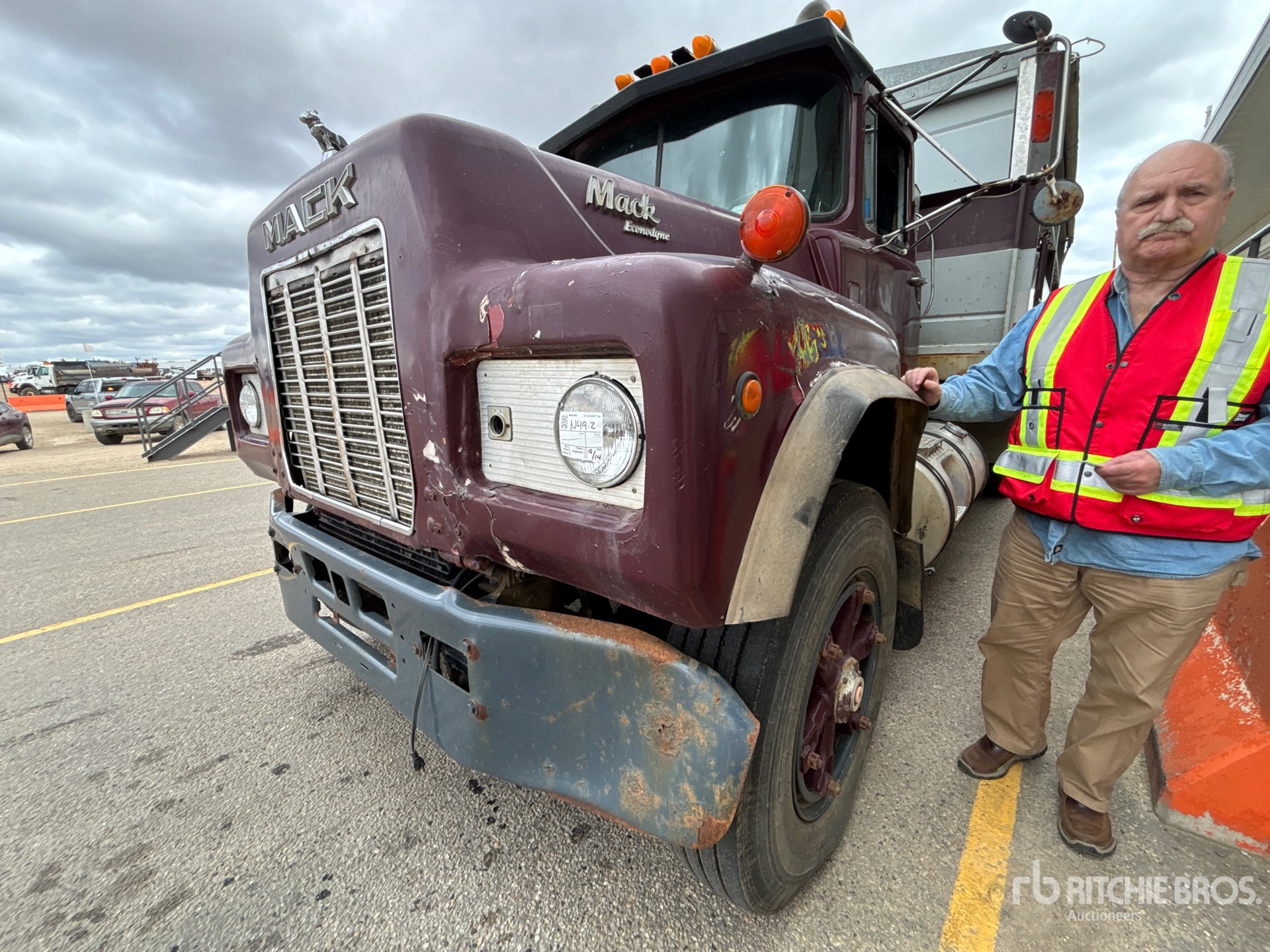 1988 Mack ECONODYNE R688S