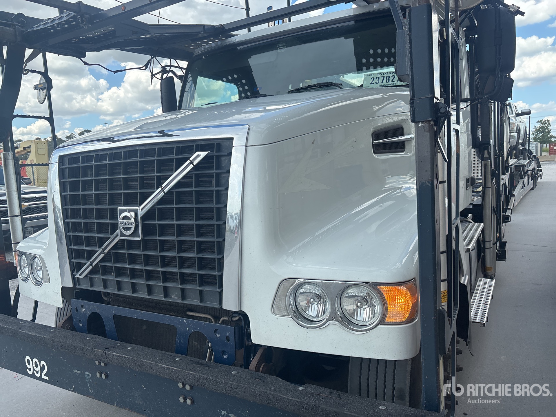 2016 Volvo VAH