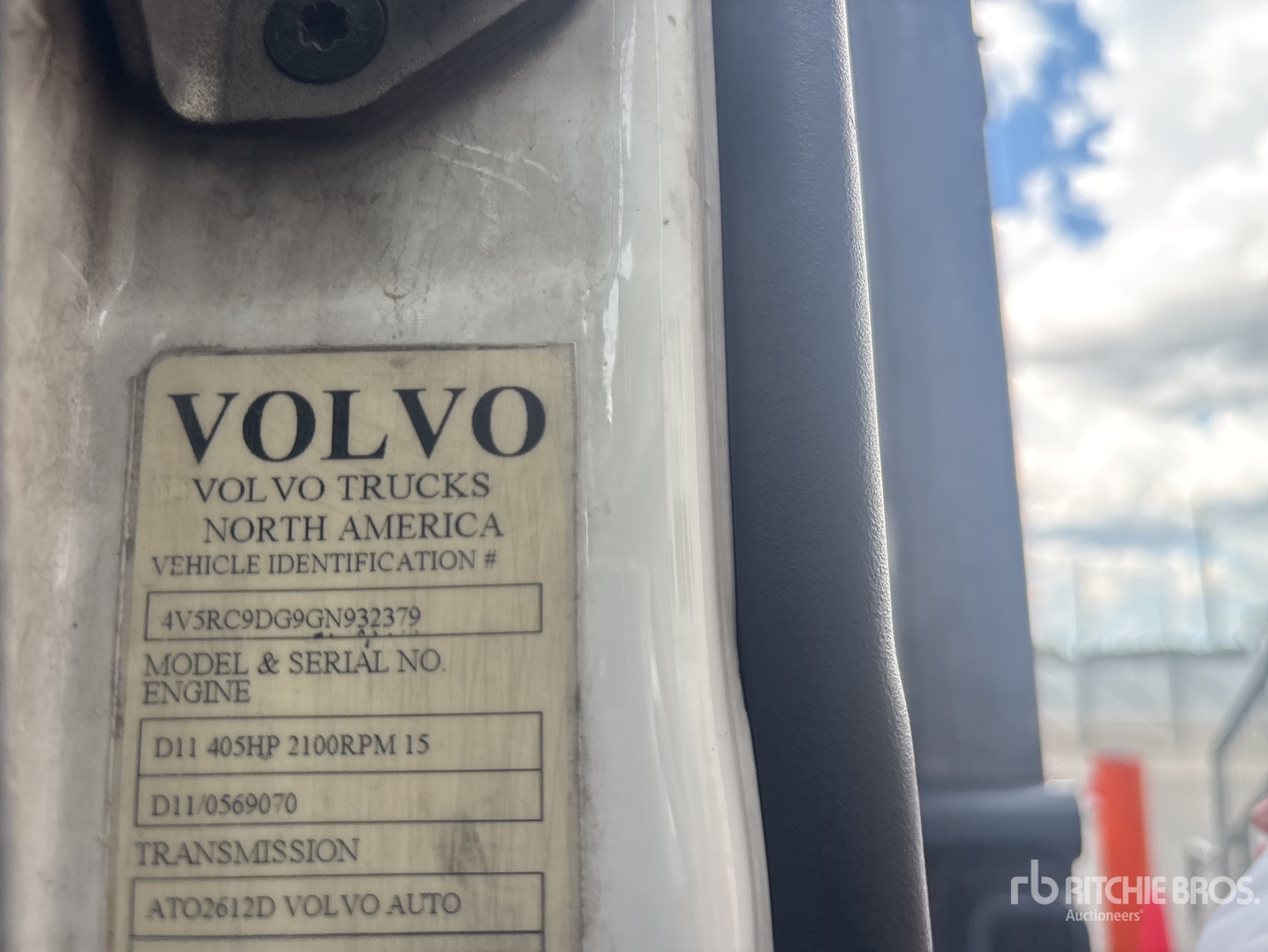 2016 Volvo VAH
